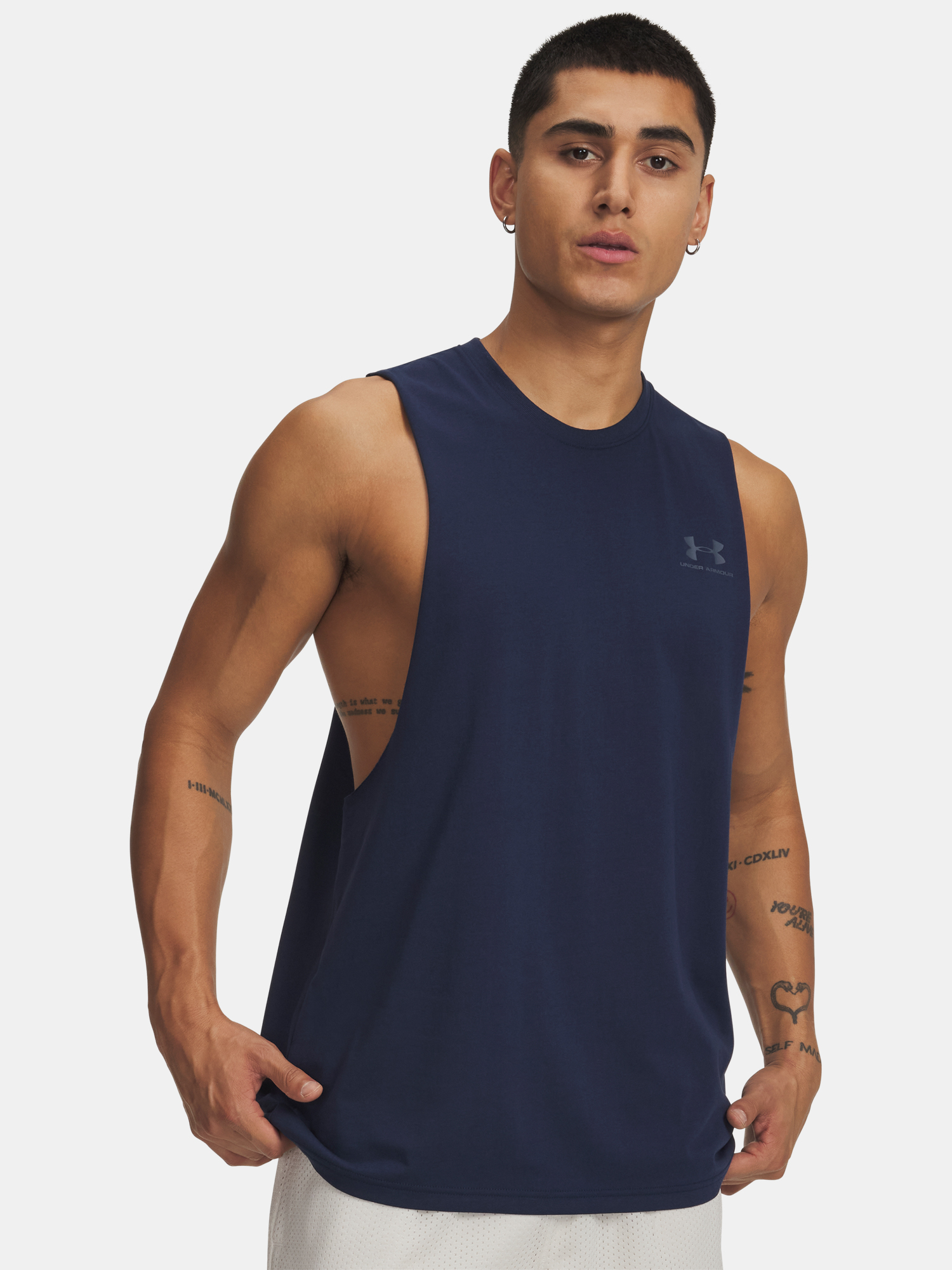 Мъжки потник Under Armour UA LEFT CHEST CUT OFF