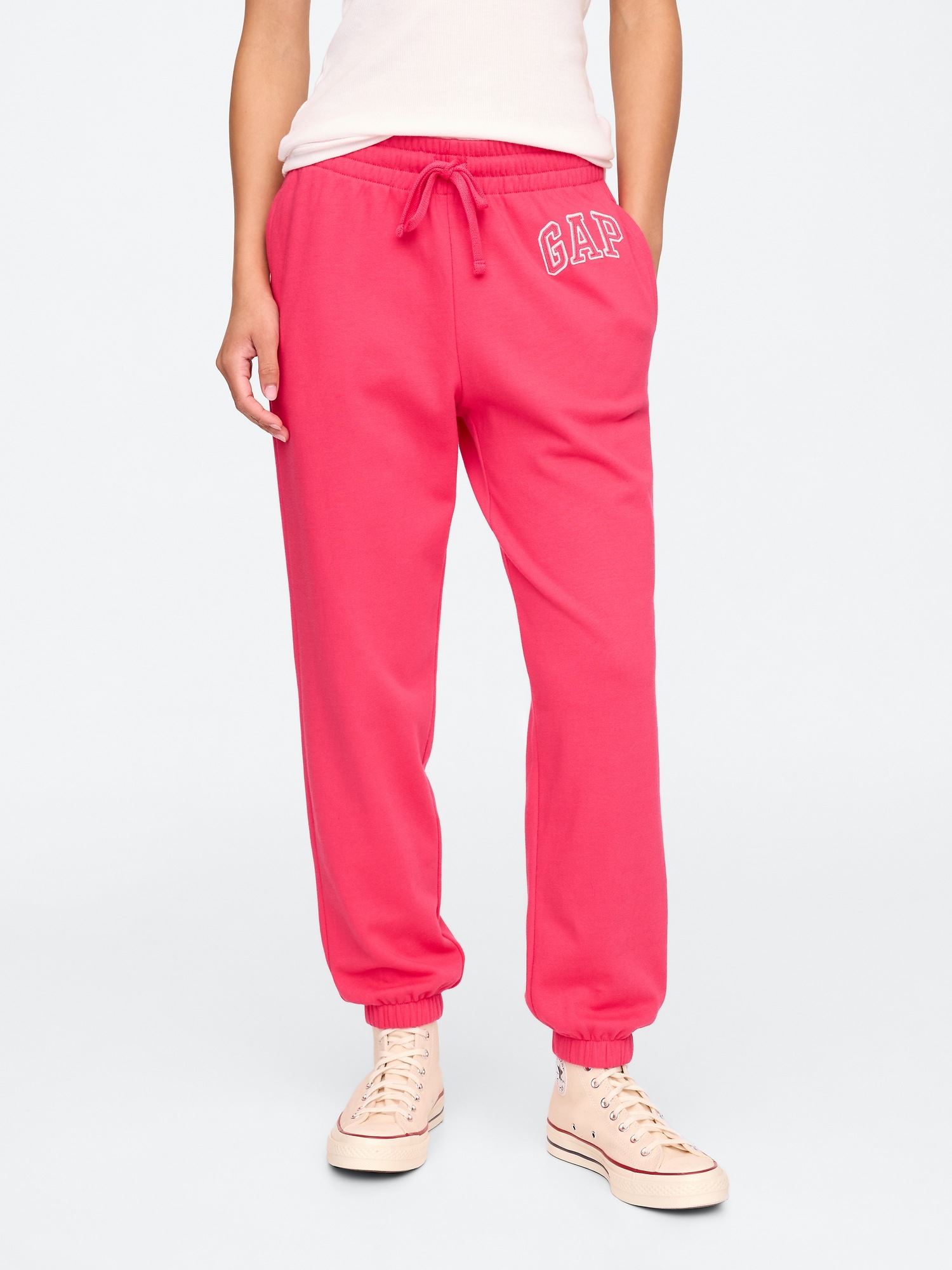 GAP Sweatpants with logo - Women&#039;s