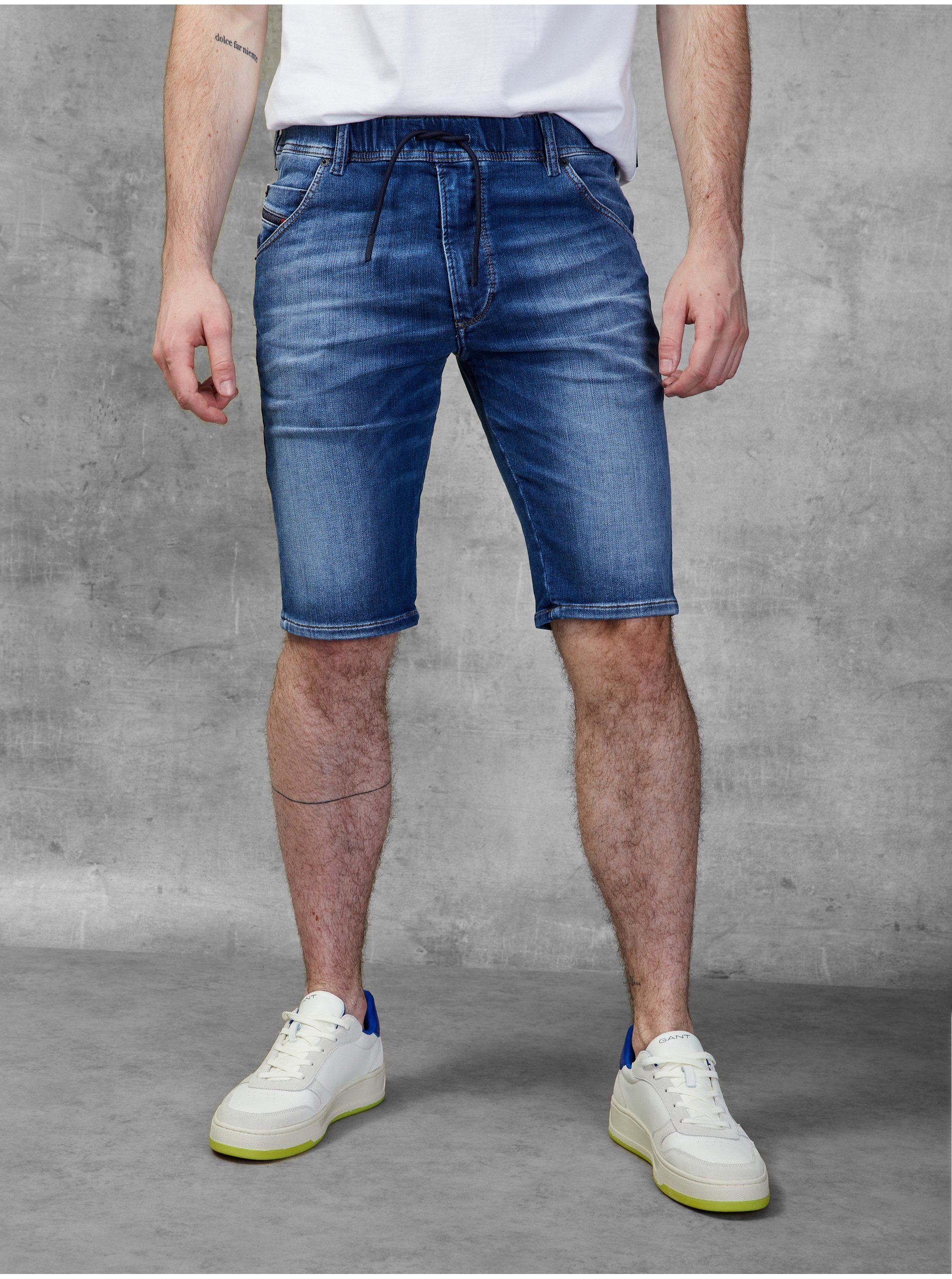 blue-men-s-denim-shorts-with-embroidered-diesel-effect-men-s