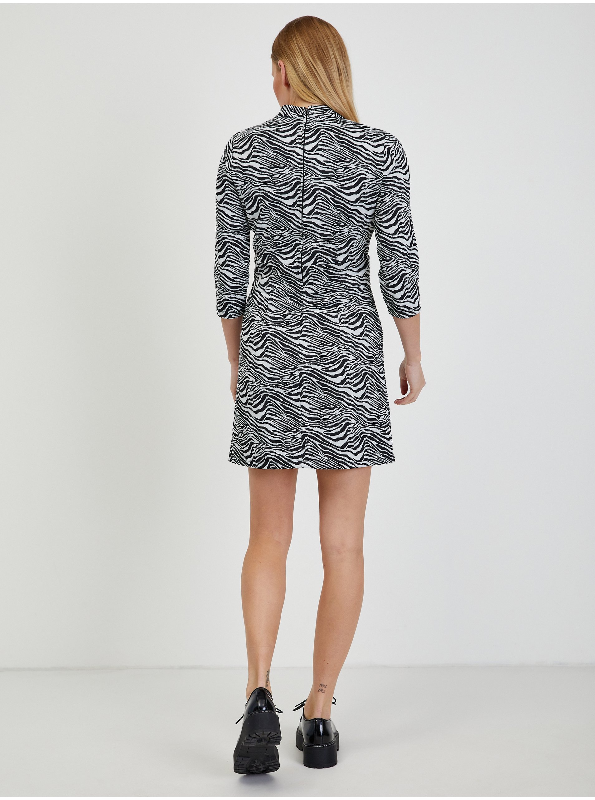 Rochii casual pentru femei ORSAY - alb, negru