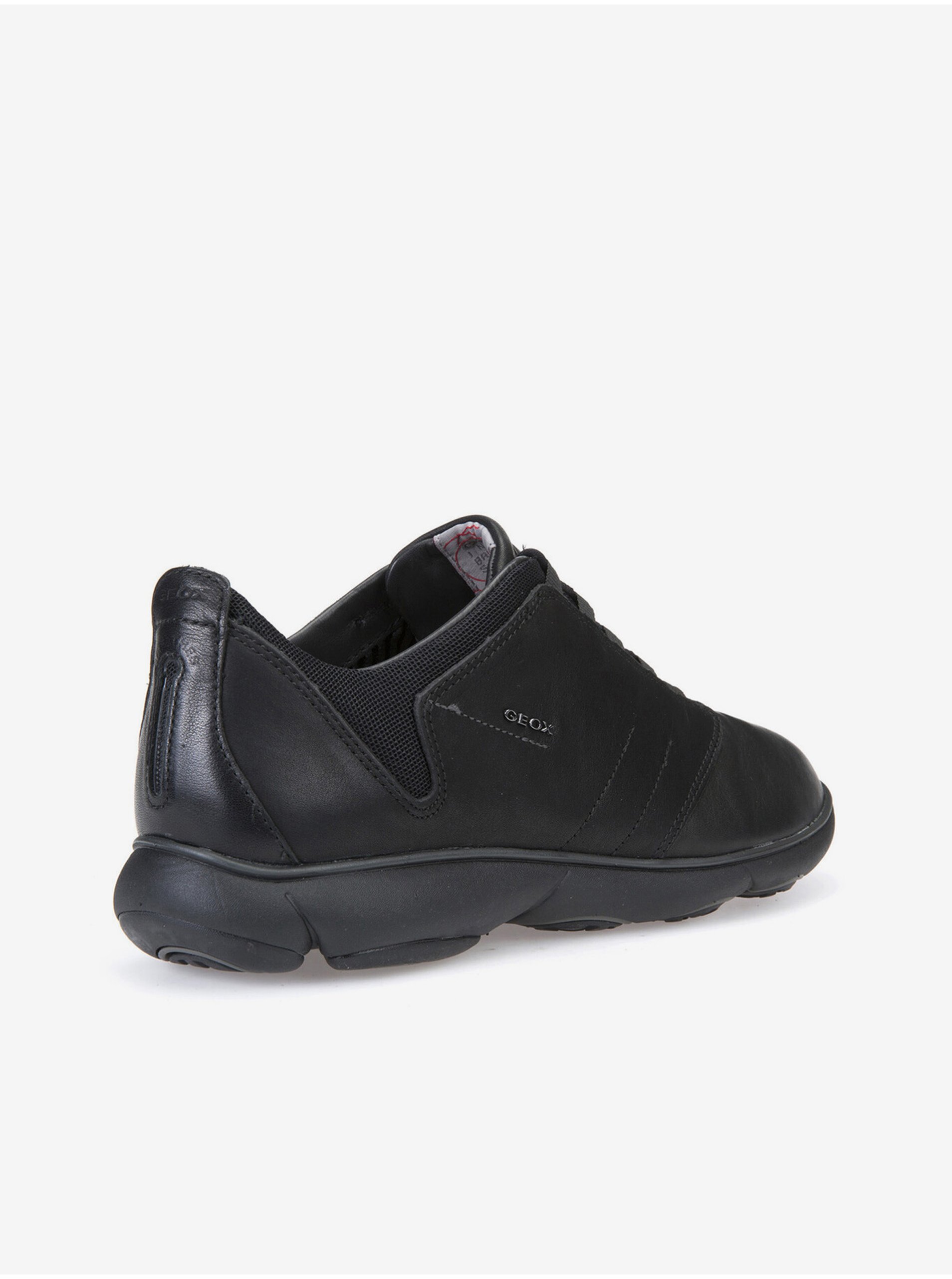 Tenisi barbati, GEOX Nebula