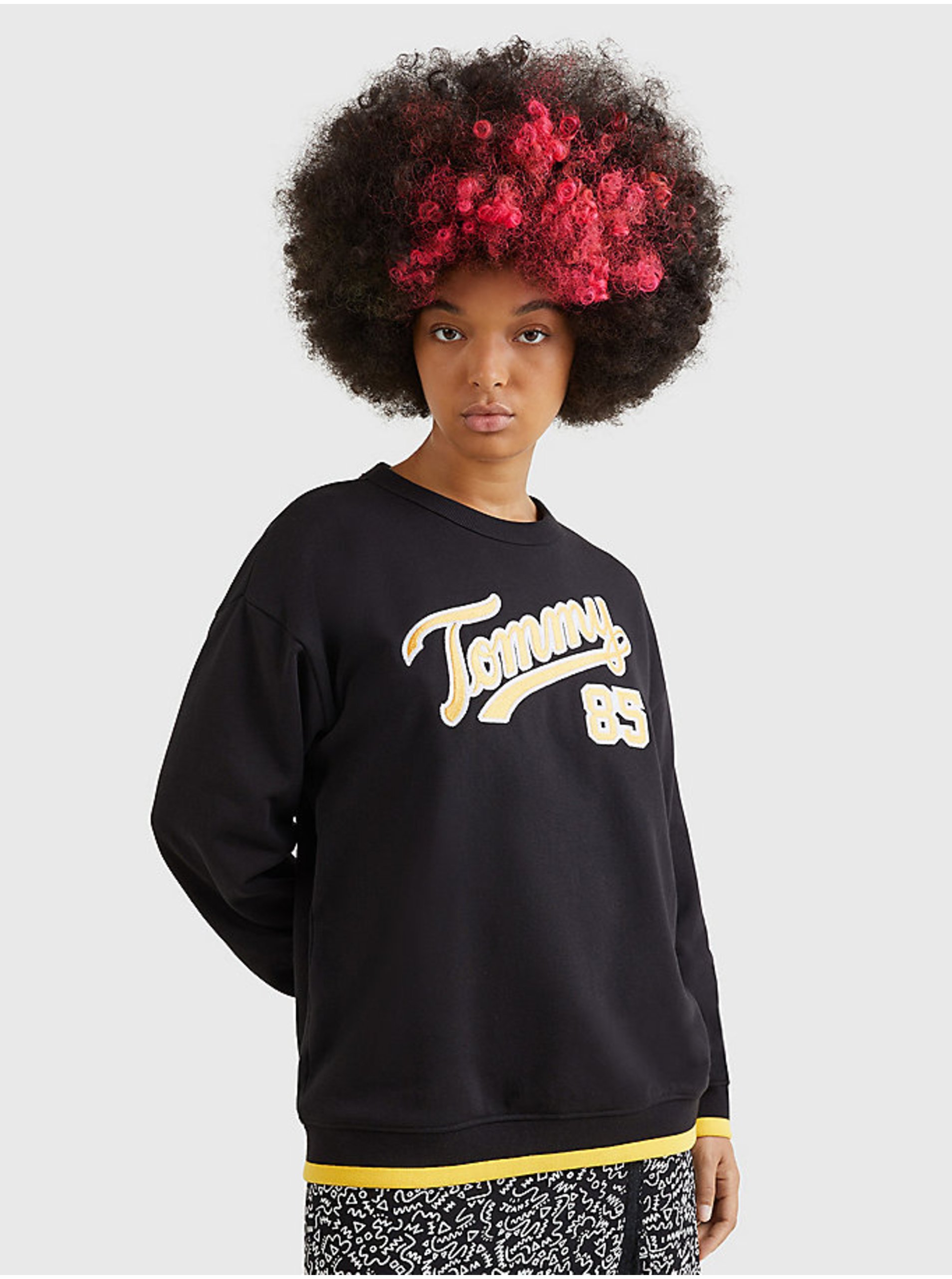 Levně Černá dámská mikina Tommy Jeans - Dámské