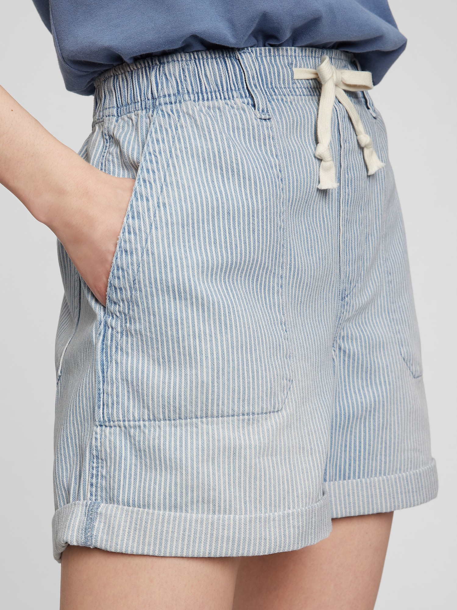 Pantaloni scurti pentru femei GAP - albastru