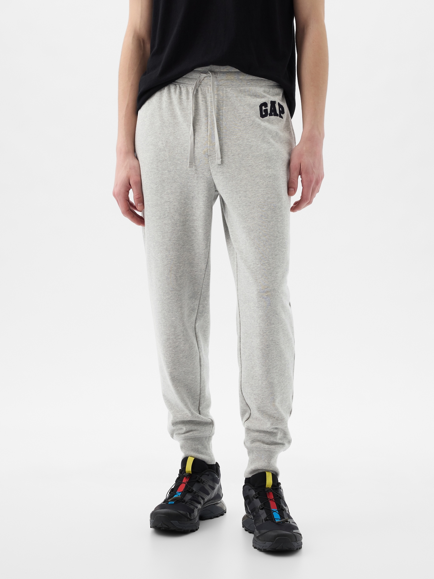 Pantaloni scurti, pantaloni basic pentru barbati GAP - gri deschis