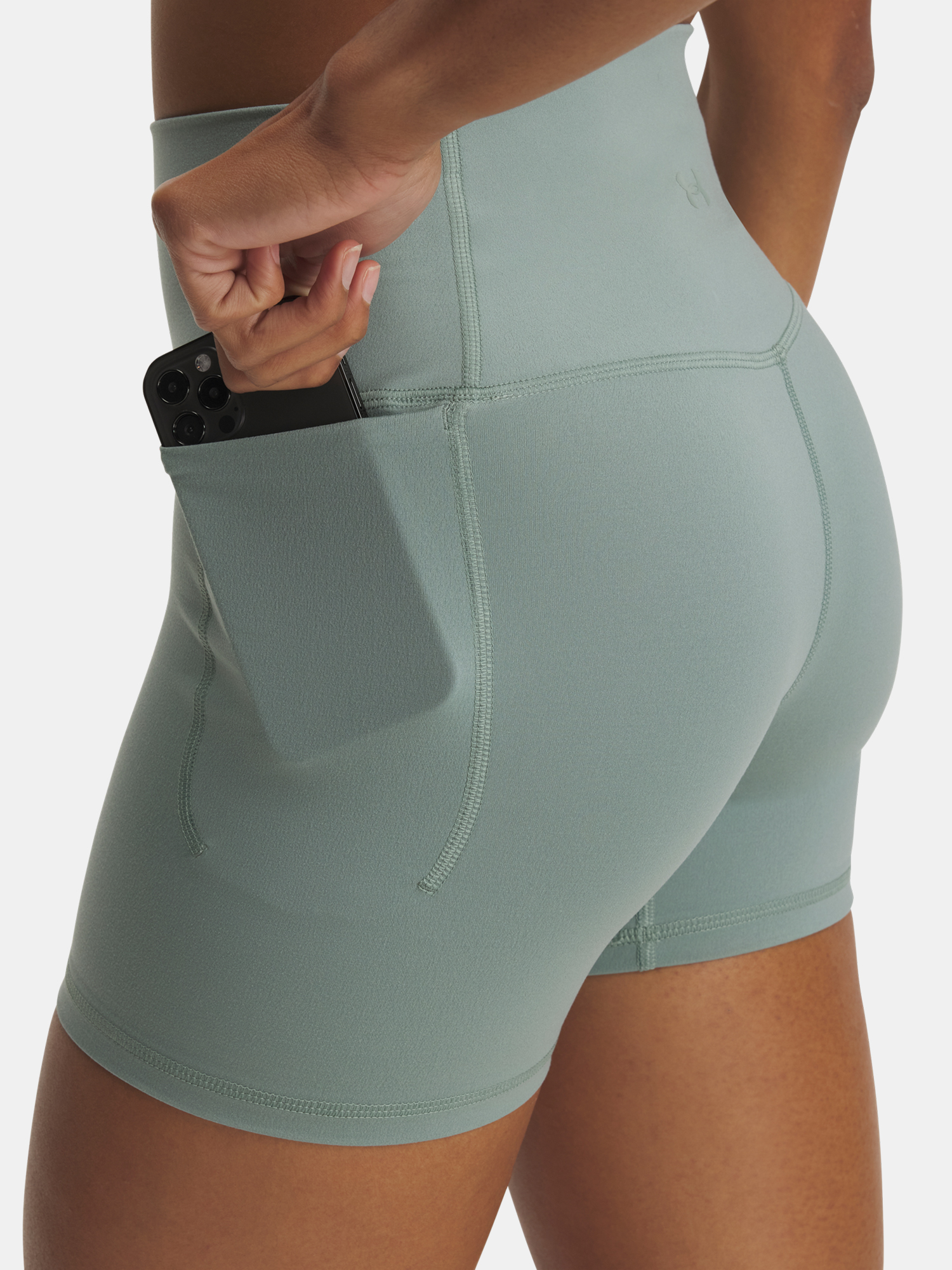 Women&#039;s shorts Under Armour Meridian Middy - Women&#039;s