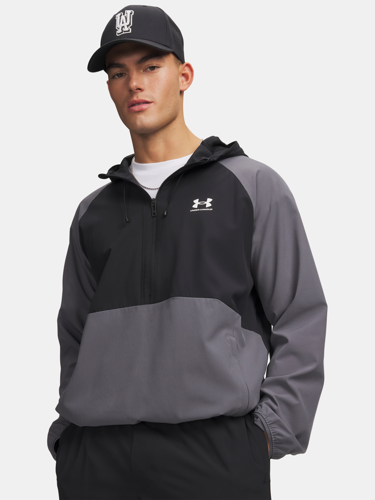 Мъжко яке Under Armour UA Vibe Woven Anorak