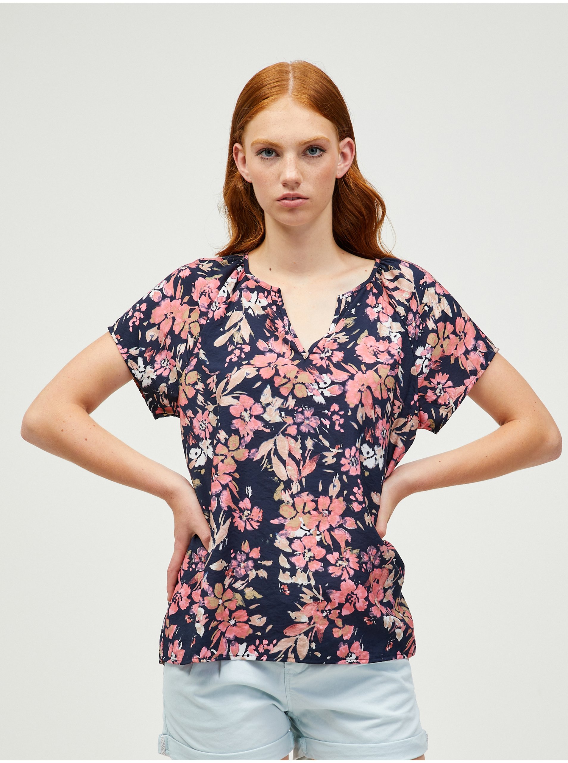 Růžovo-modrá květovaná halenka VERO MODA Gigi - Dámské