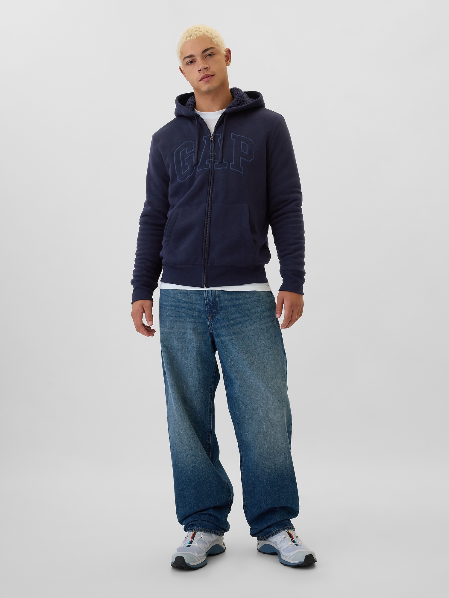 GAP Logo Sweatshirt - Men&#039;s