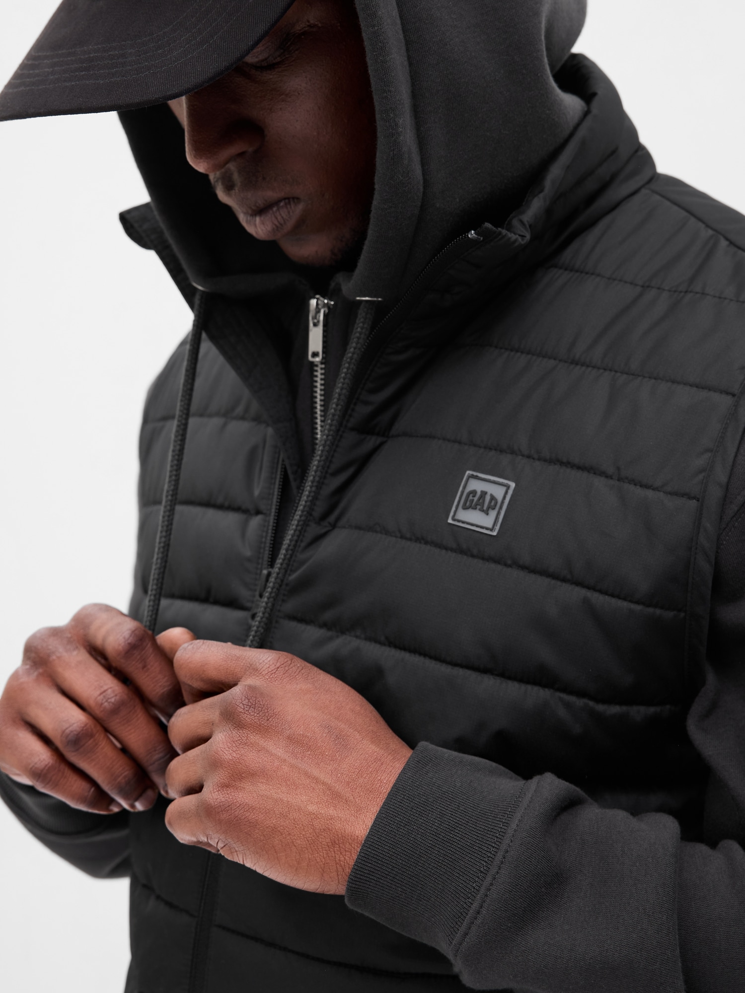 Vestă matlasată pentru bărbați GAP