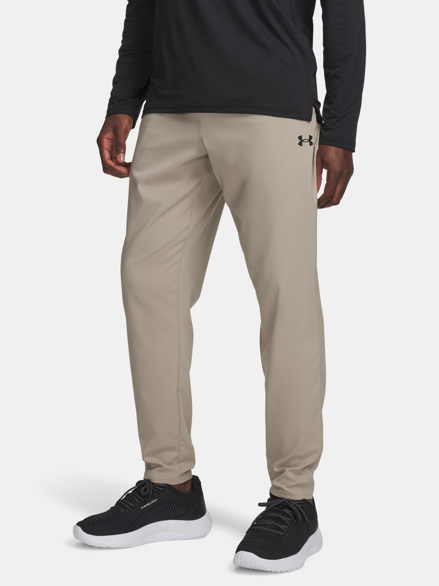 Men's Sports Trousers Under Armour Vanish Training Pant-BRN - Mens
