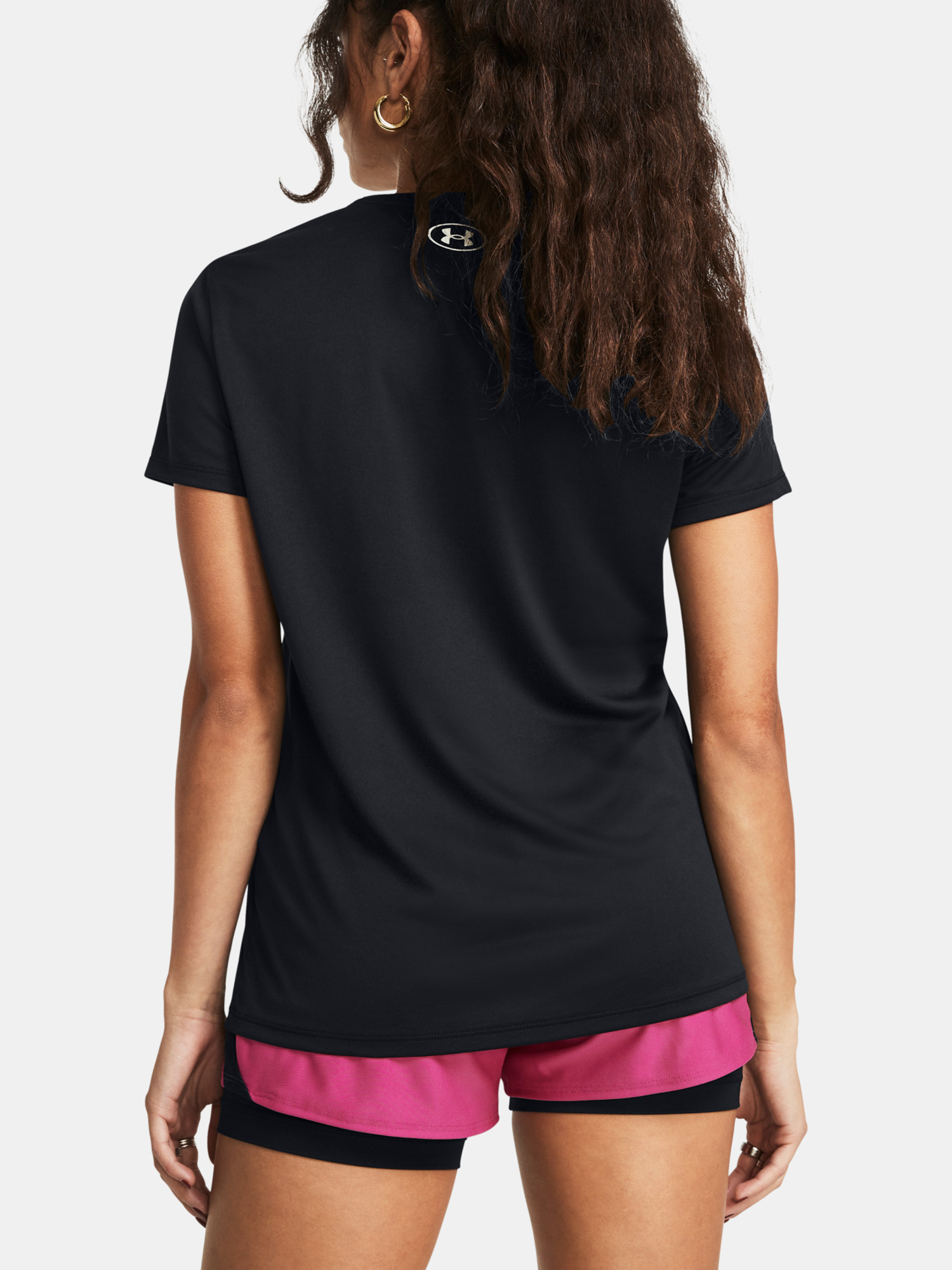 Topuri si tricouri pentru femei Under Armour - negru