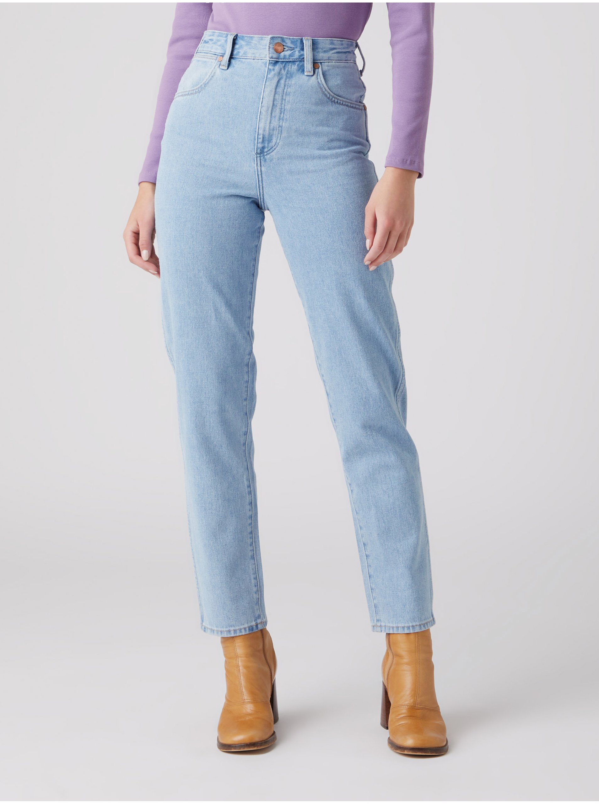 light-blue-women-s-straight-fit-jeans-wrangler-women