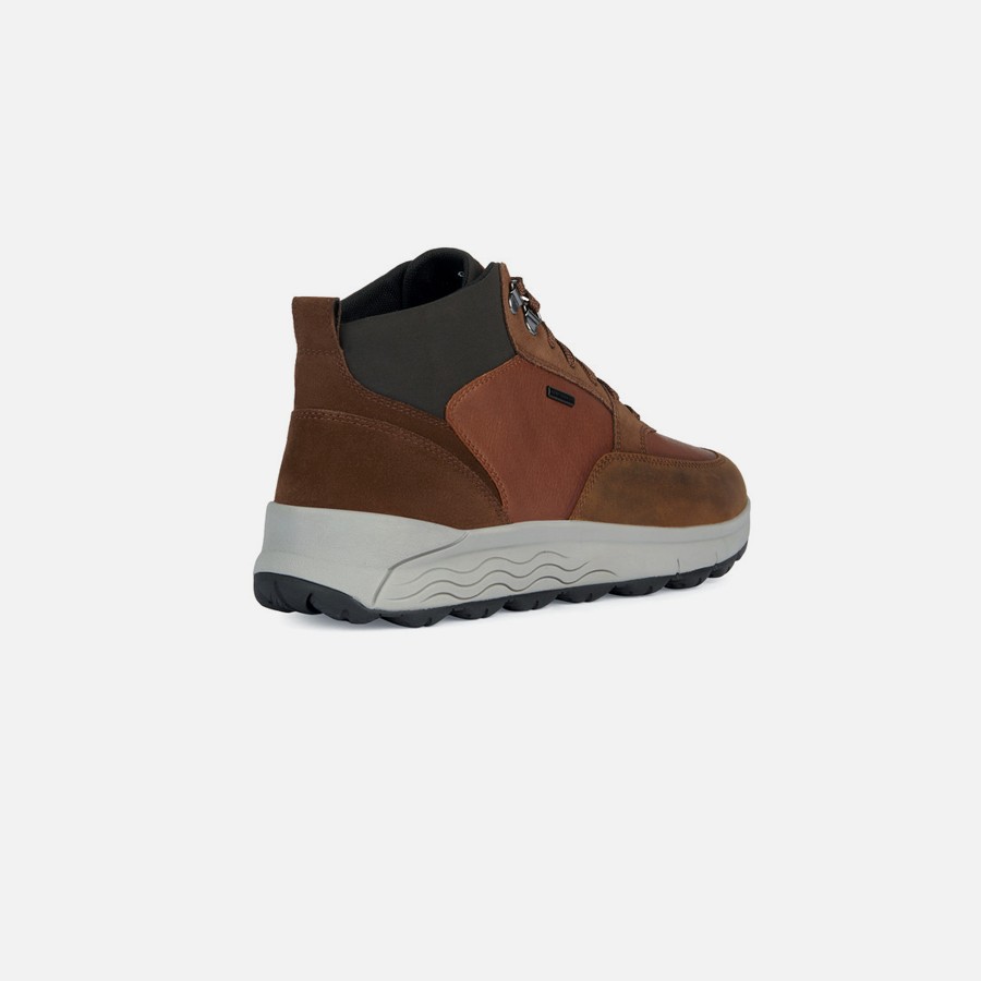 Brown men&#039;s ankle shoes Geox Spherica 4x4 B Abx - Men&#039;s
