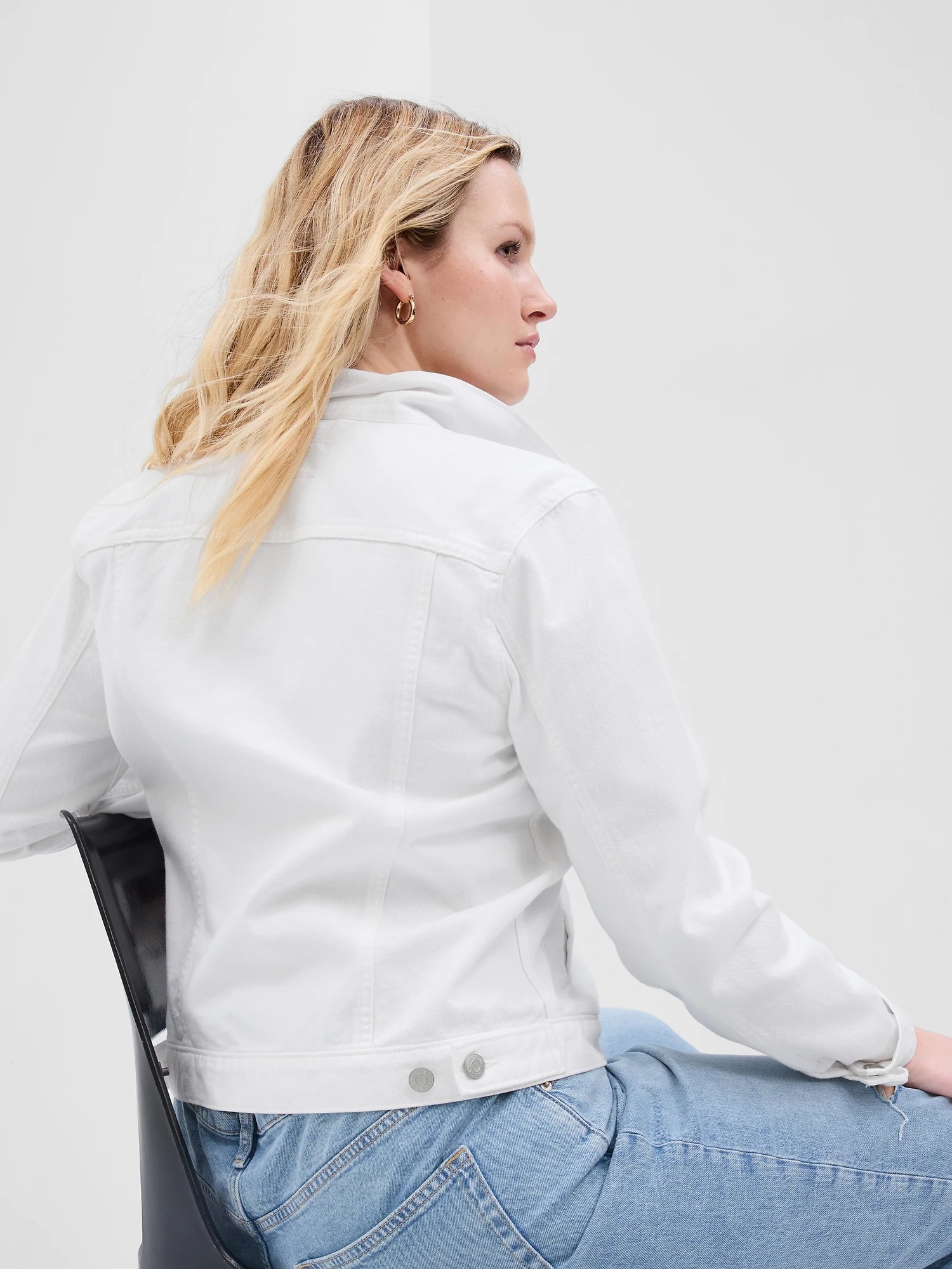 Jachete din denim pentru femei GAP - alb