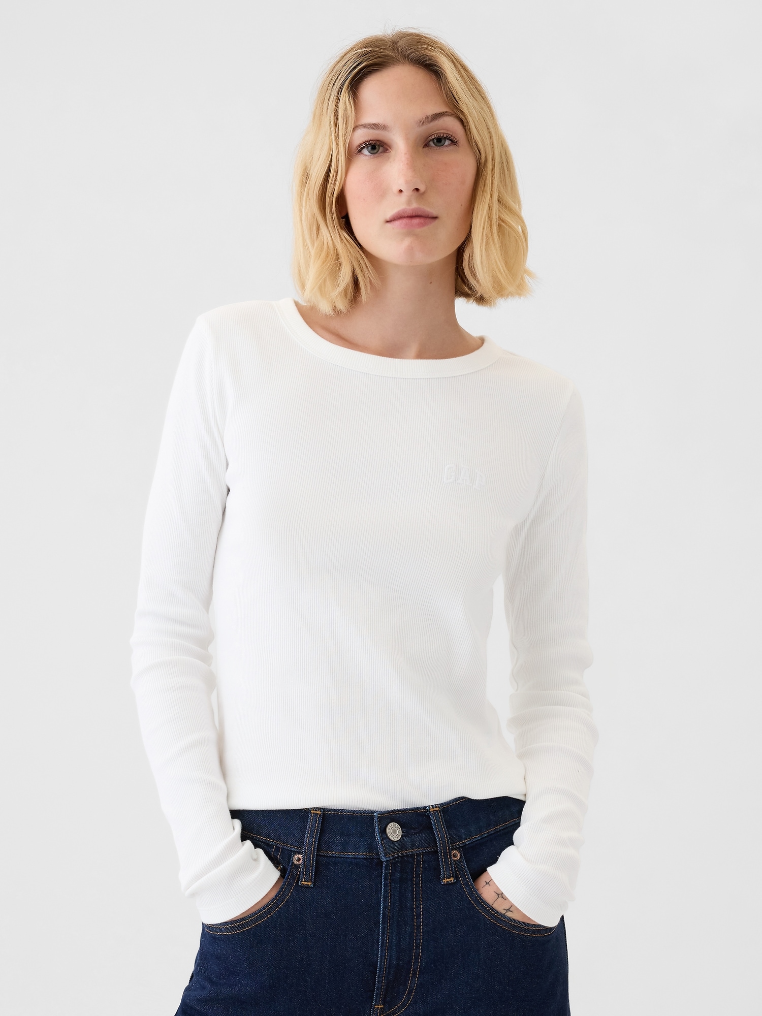 GAP Ribbed T-shirt - Women's