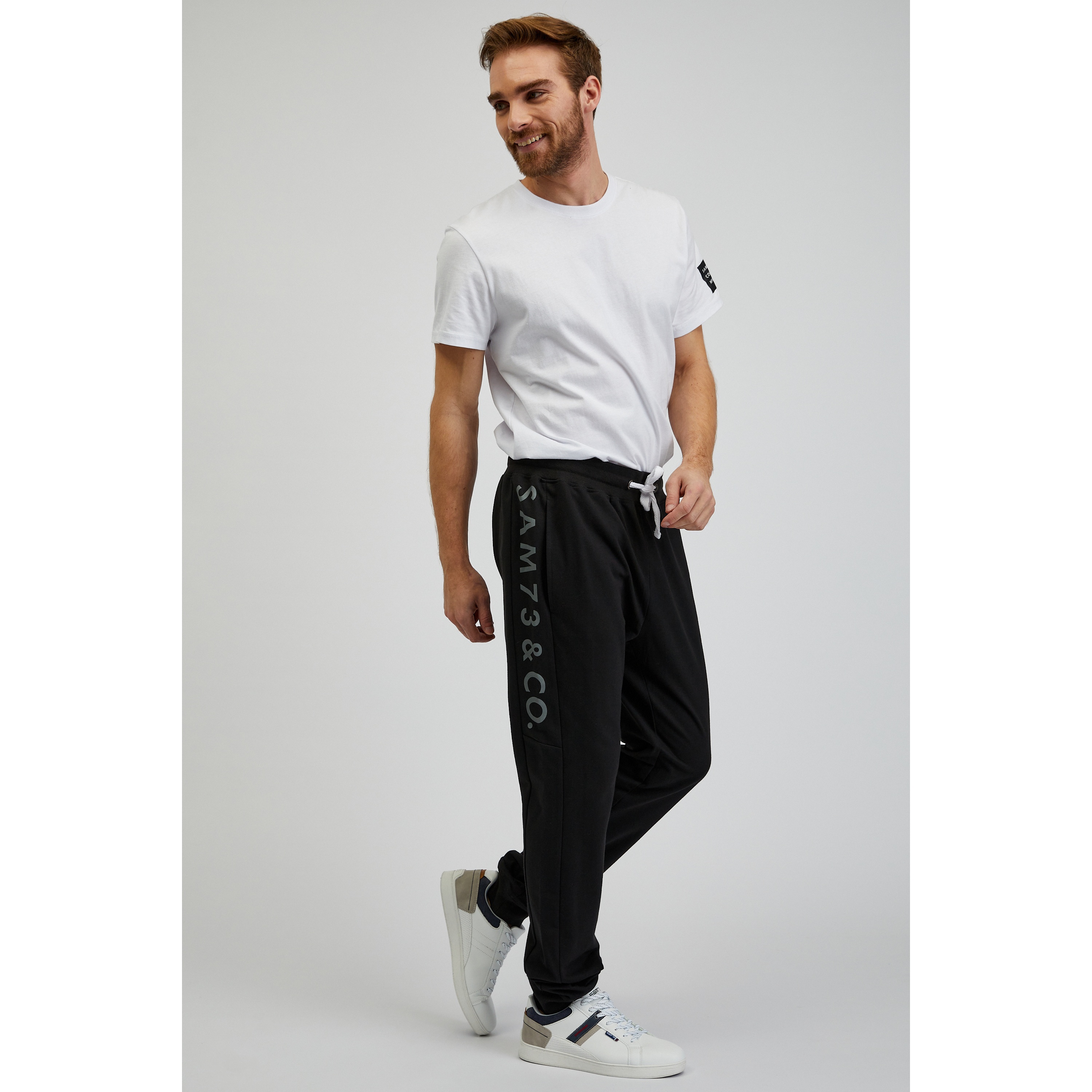 Pantaloni de trening bărbați SAM73