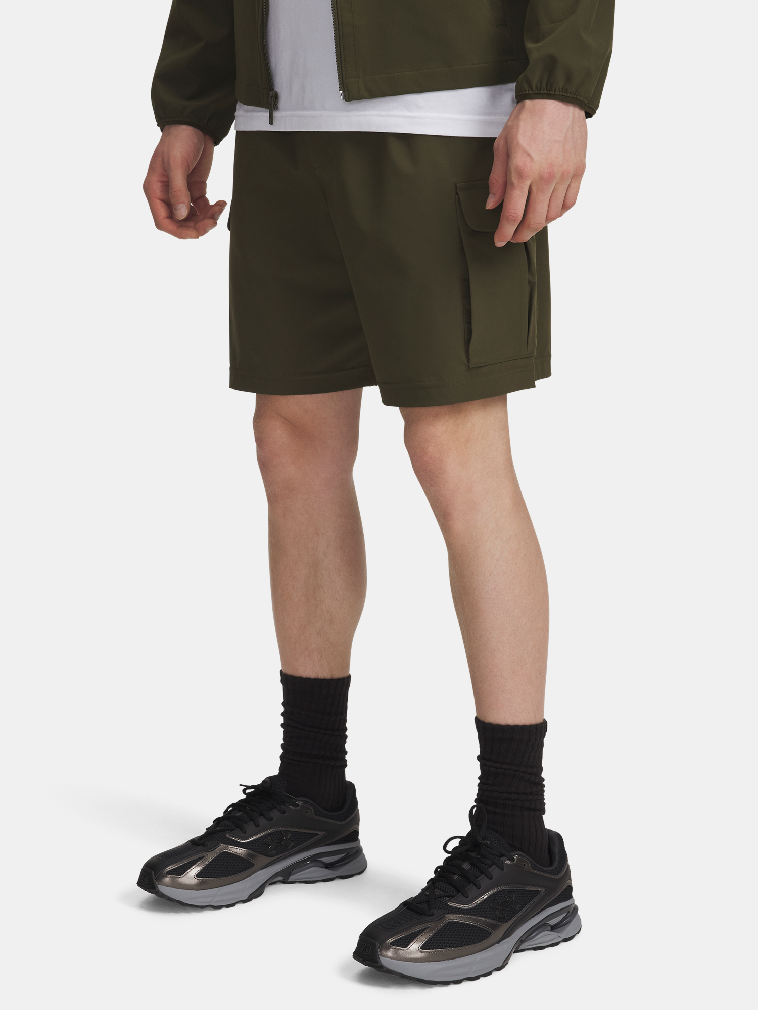 Mens shorts Under Armour UA Vibe Woven Cargo Short-GRN - Mens
