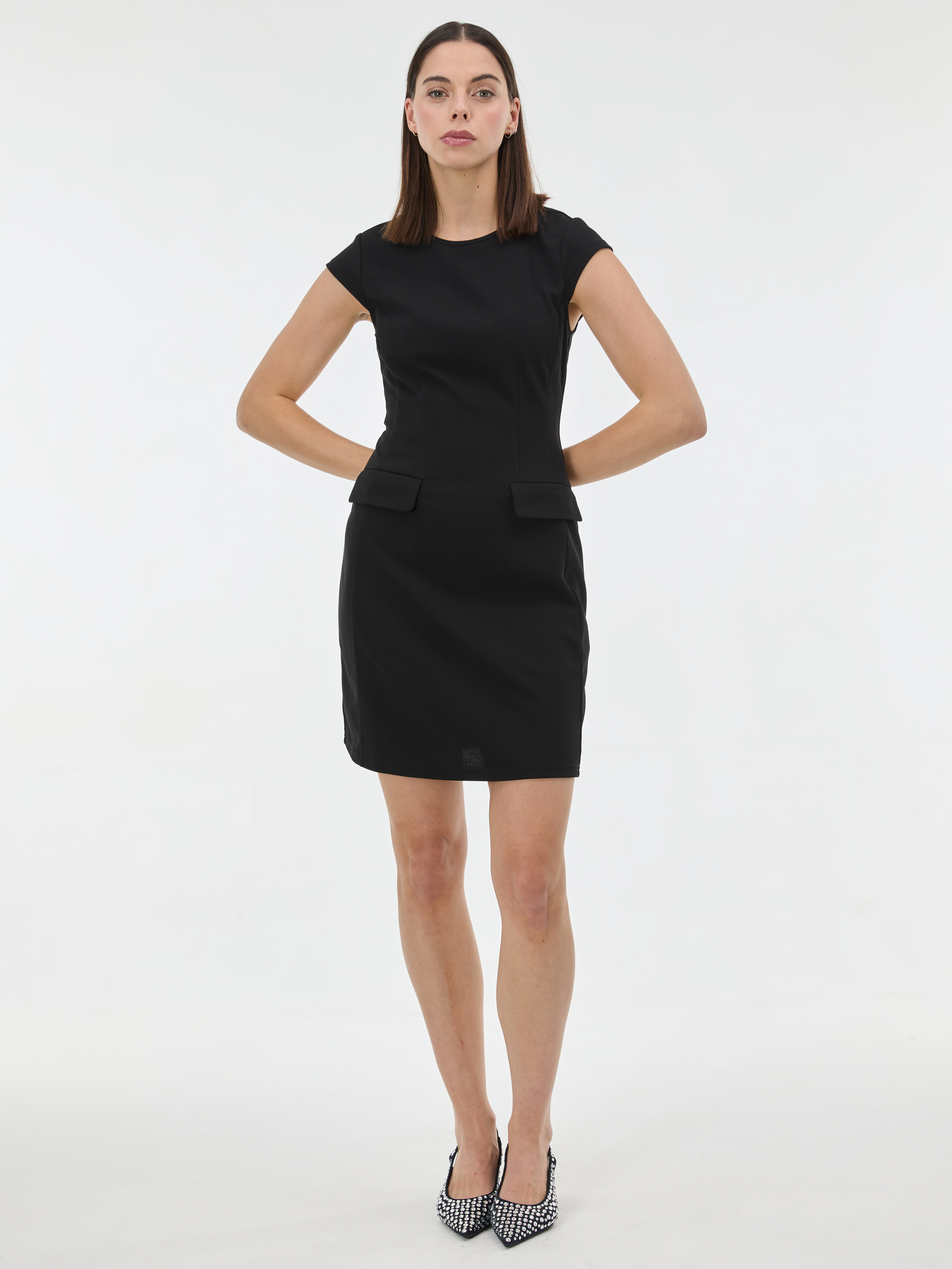 Черна дамска рокля ORSAY с дължина до коляното