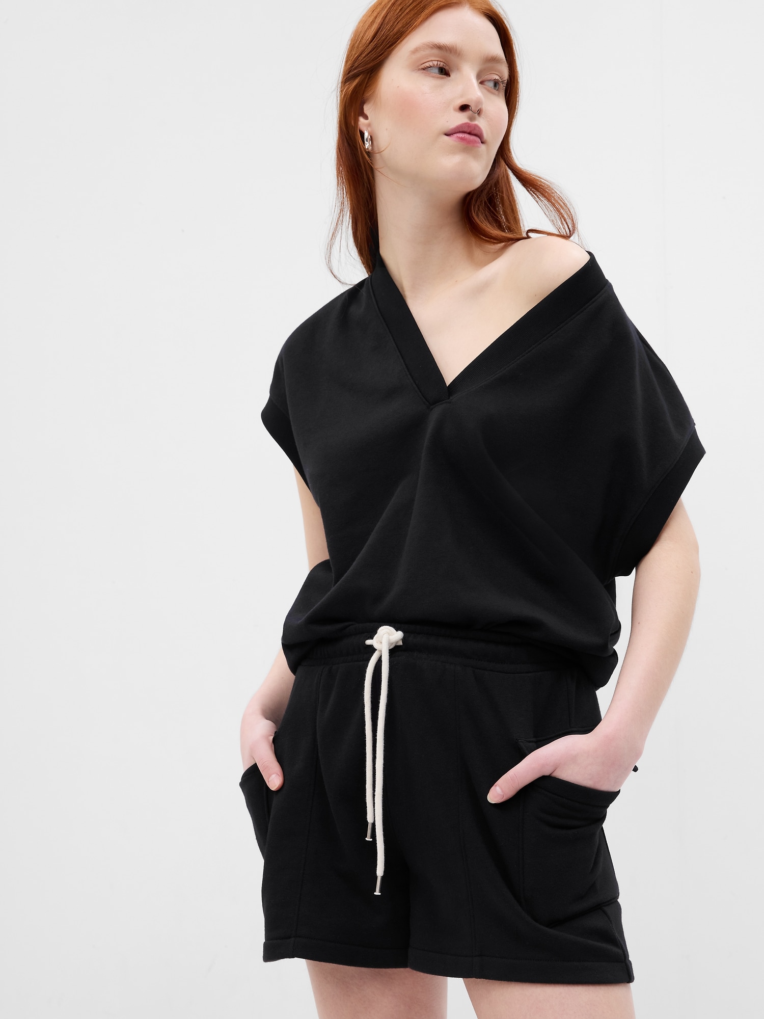 Pantaloni scurti pentru femei GAP - negru