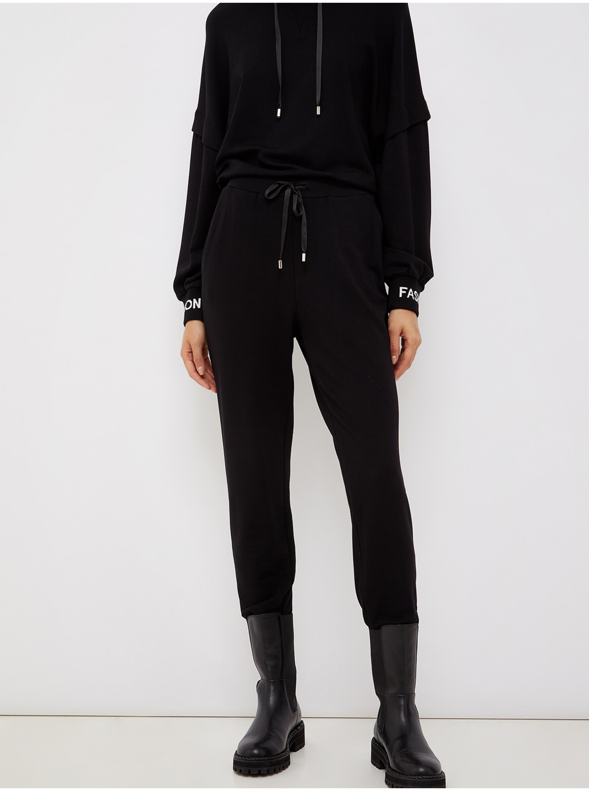 Black Women's Sweatpants with Liu Jo Inscription - Ladies