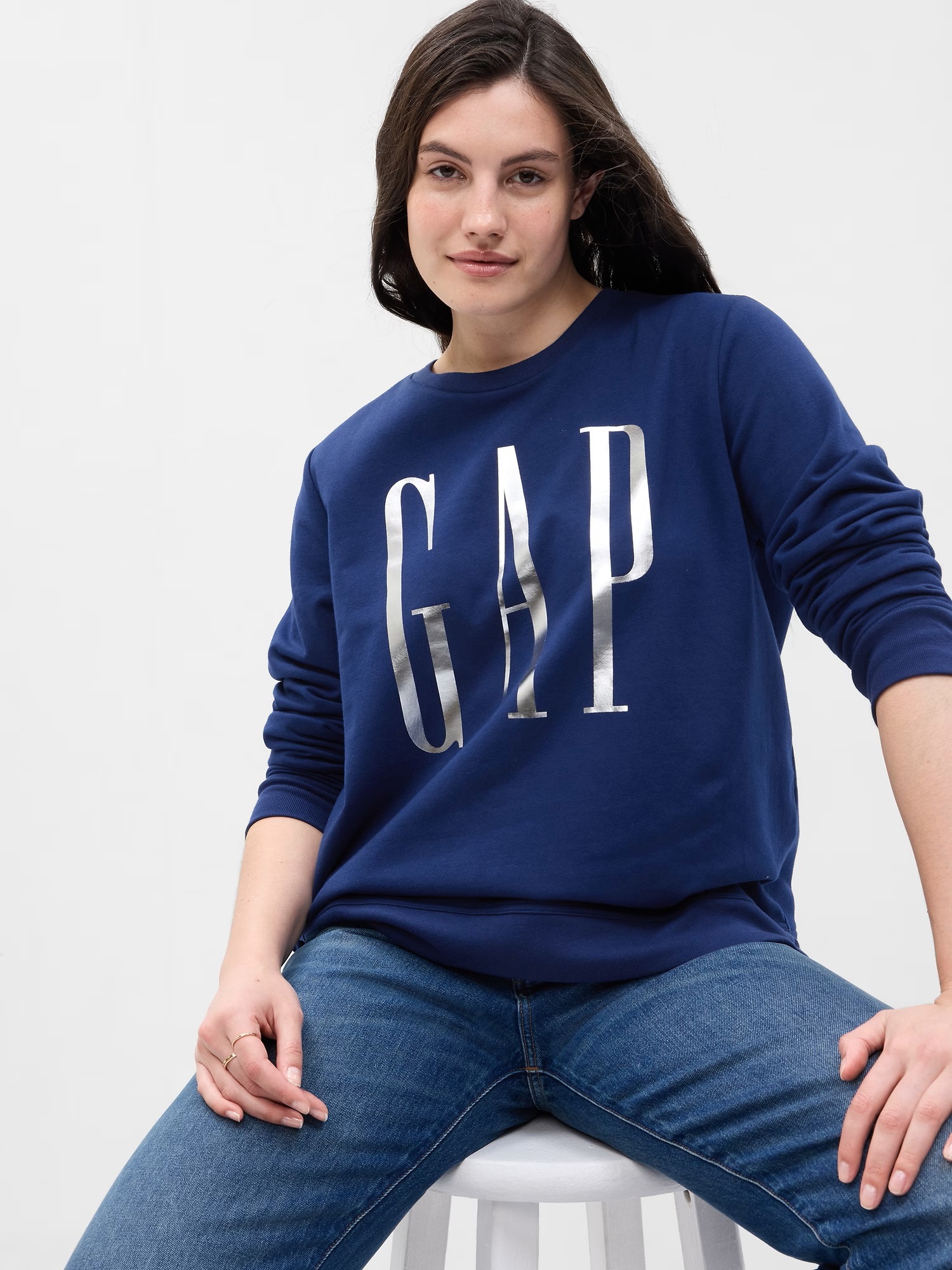 Hanorace pentru femei GAP - albastru inchis, argintiu