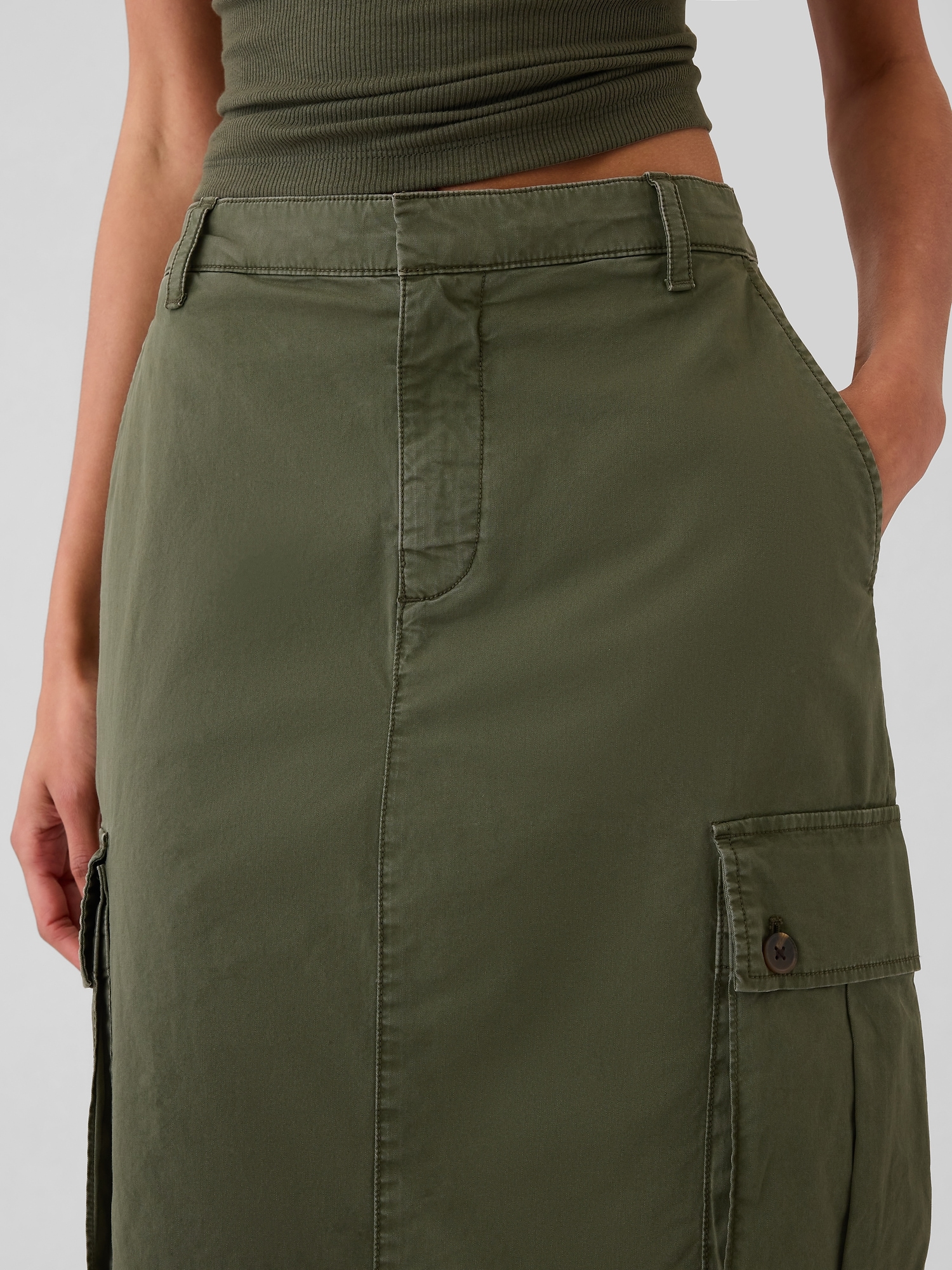 GAP Midi skirt with pockets Utility Cargo - Women&#039;s