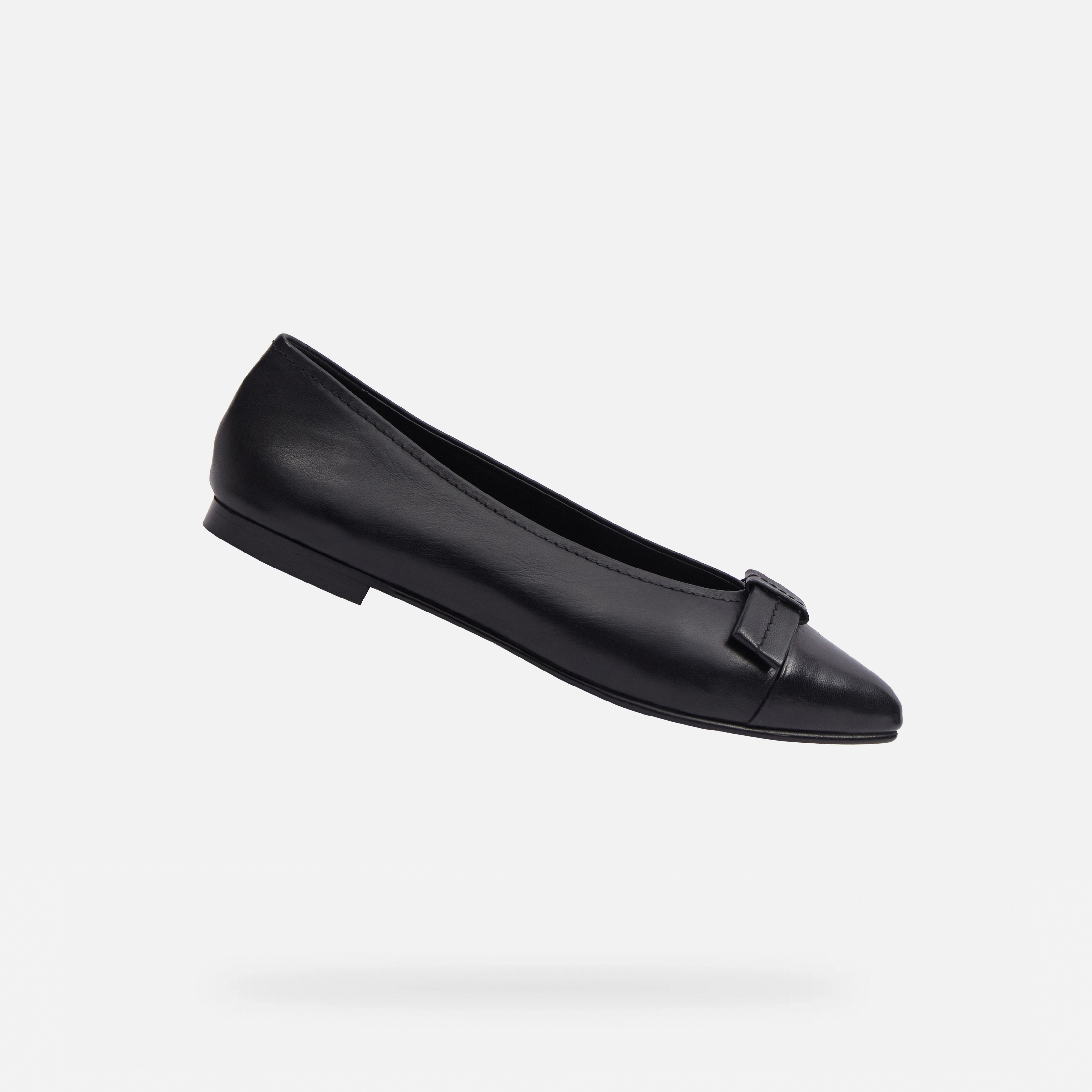 Black womens ballet flats Geox Millianee - Womens