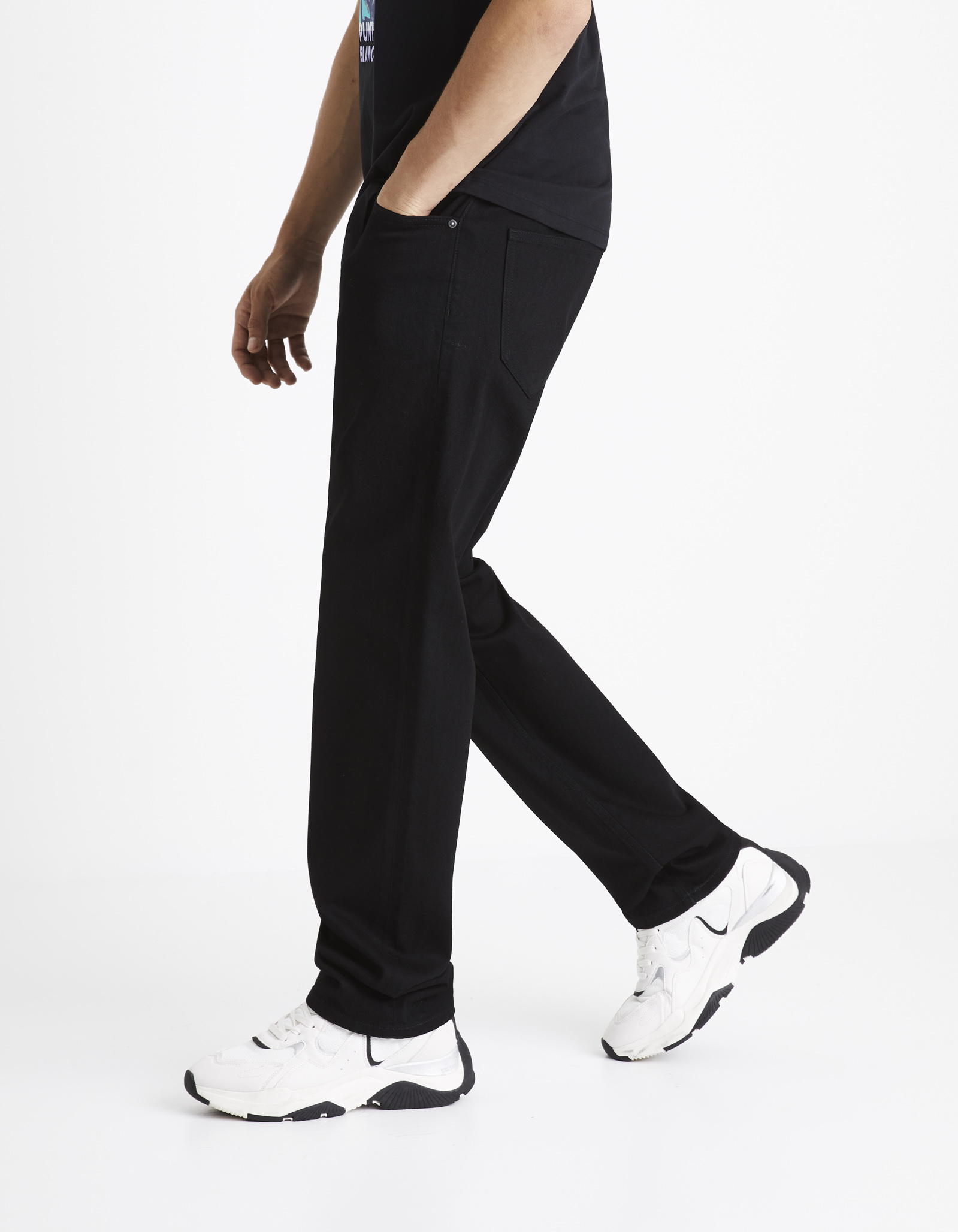 Pantaloni barbati, Celio Basic