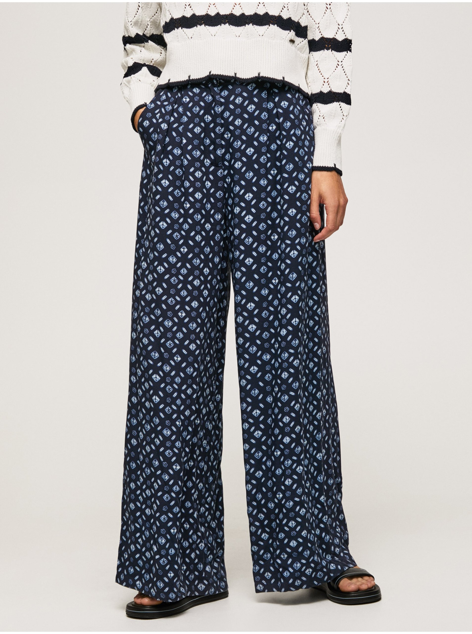 Levně Tmavě modré dámské vzorované culottes kalhoty Pepe Jeans - Dámské