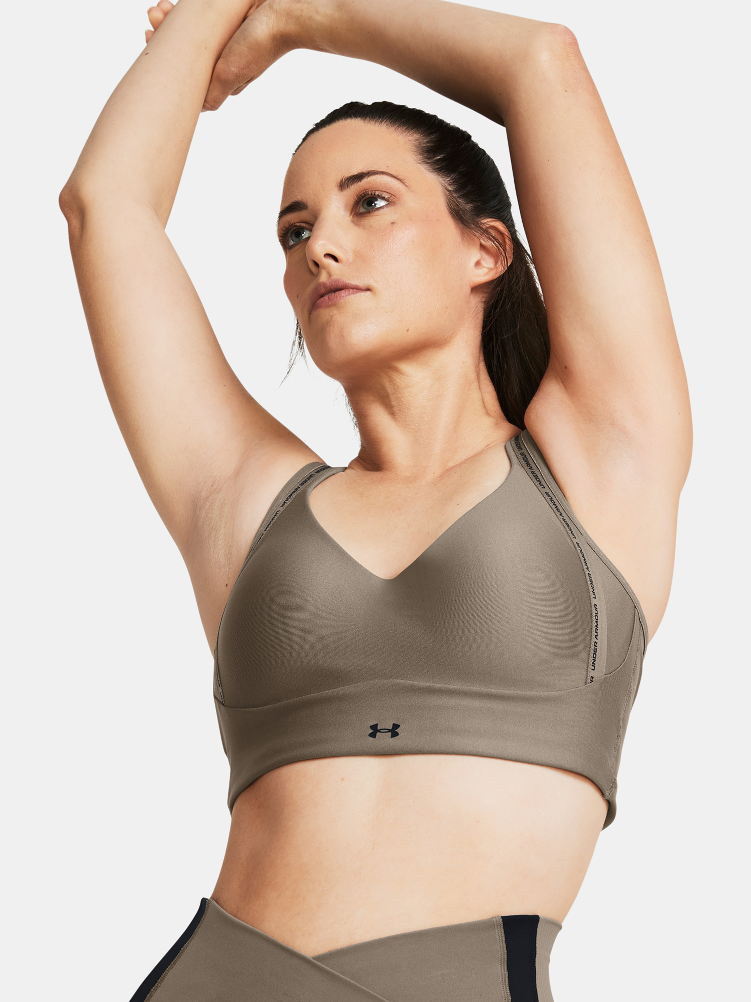Hnedá športová podprsenka Under Armour UA Infinity Low 2.0 Strap Bra