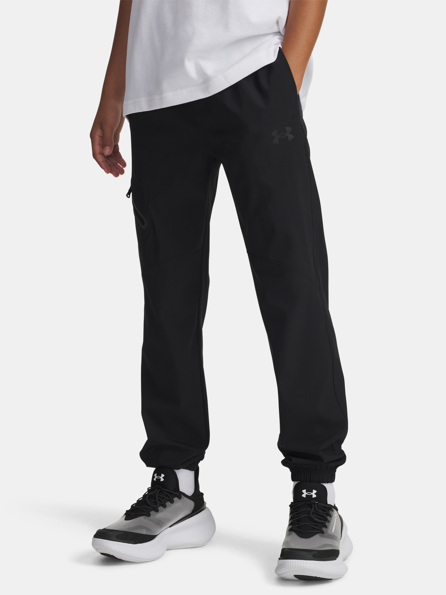 Boys&#039; Sweatpants Under Armour UA B Unstoppable Wvn Jgr-BLK - Boys