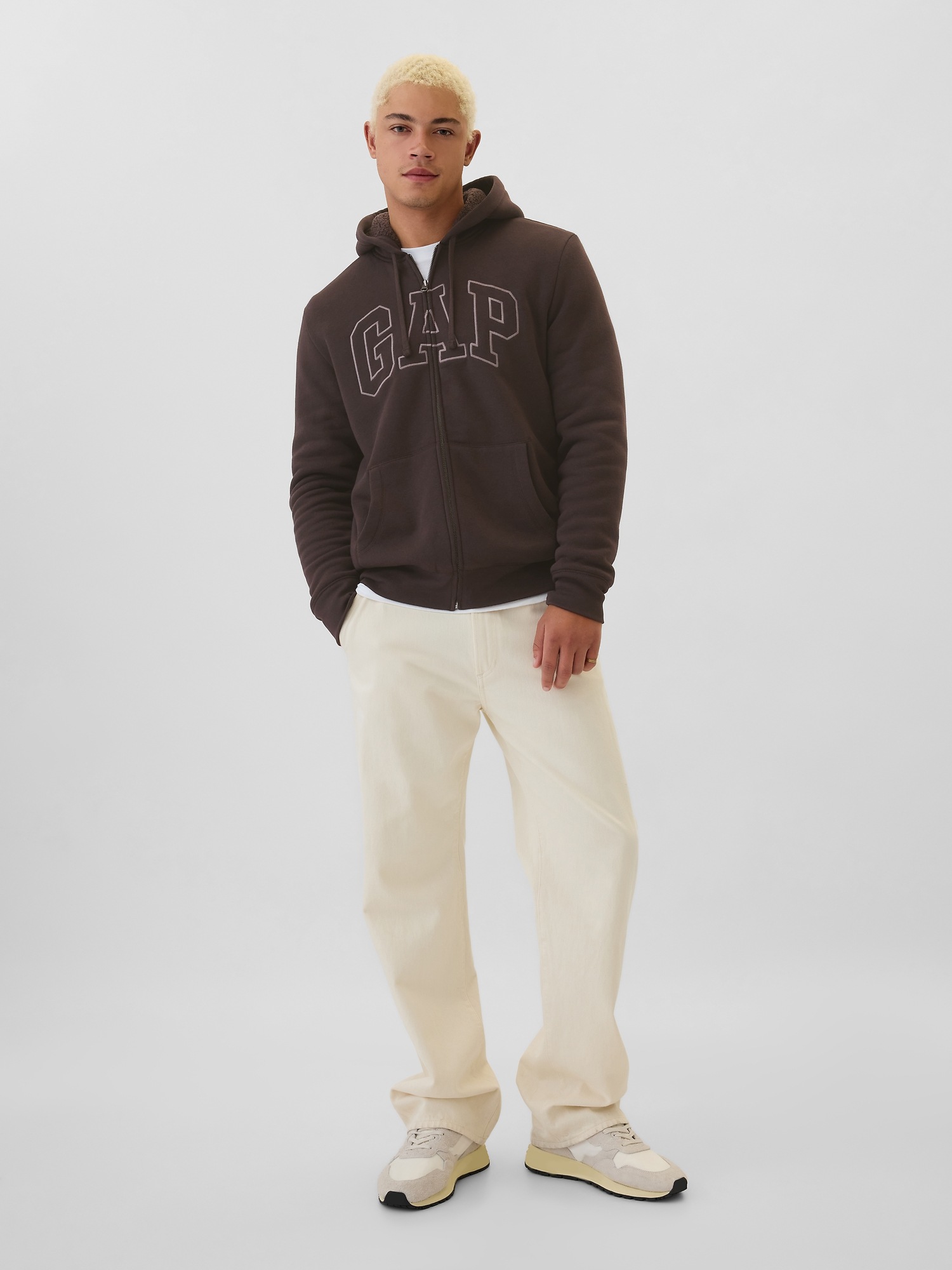 GAP Logo Sweatshirt - Men&#039;s