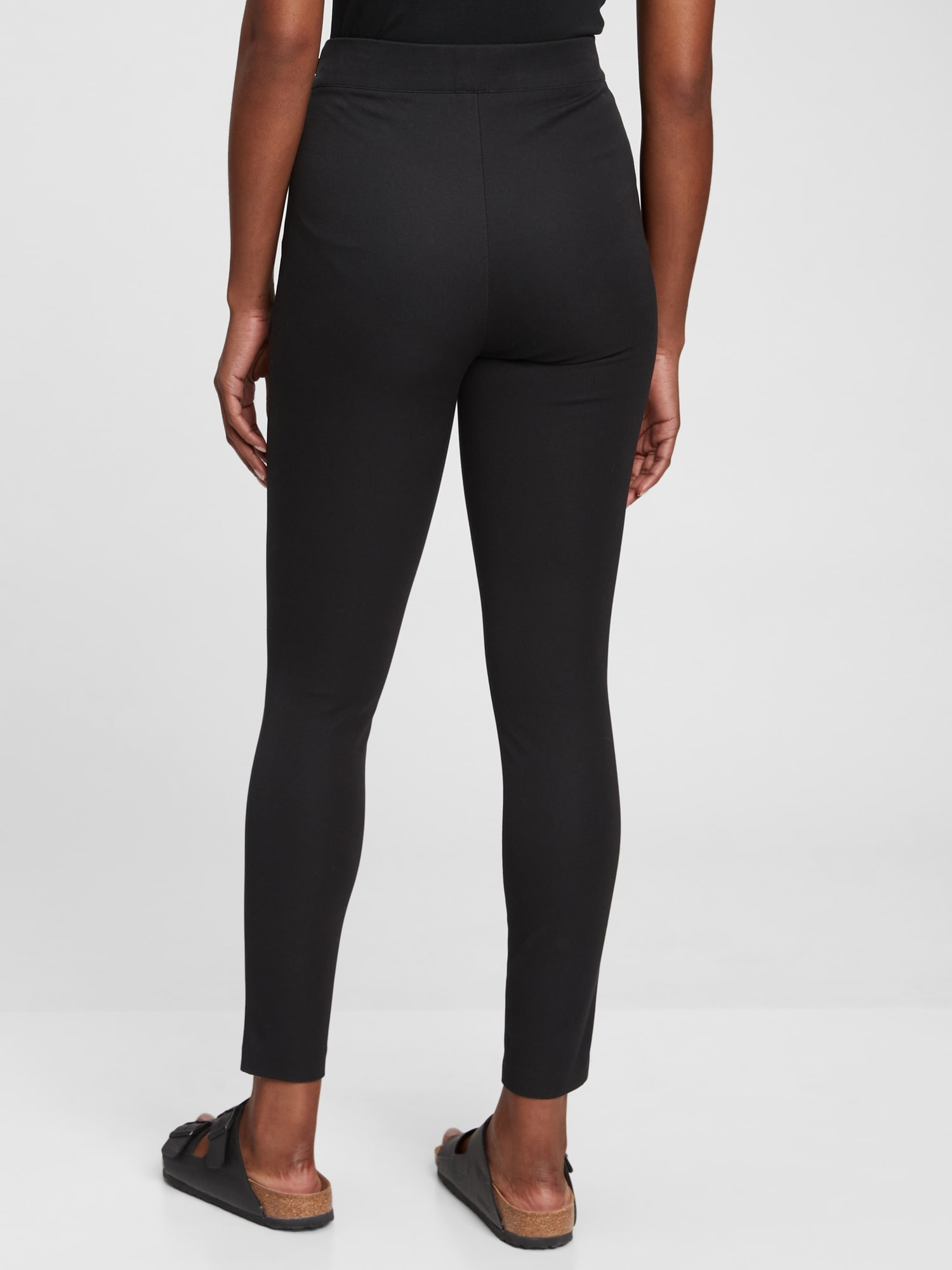 Pantaloni sport pentru femei GAP