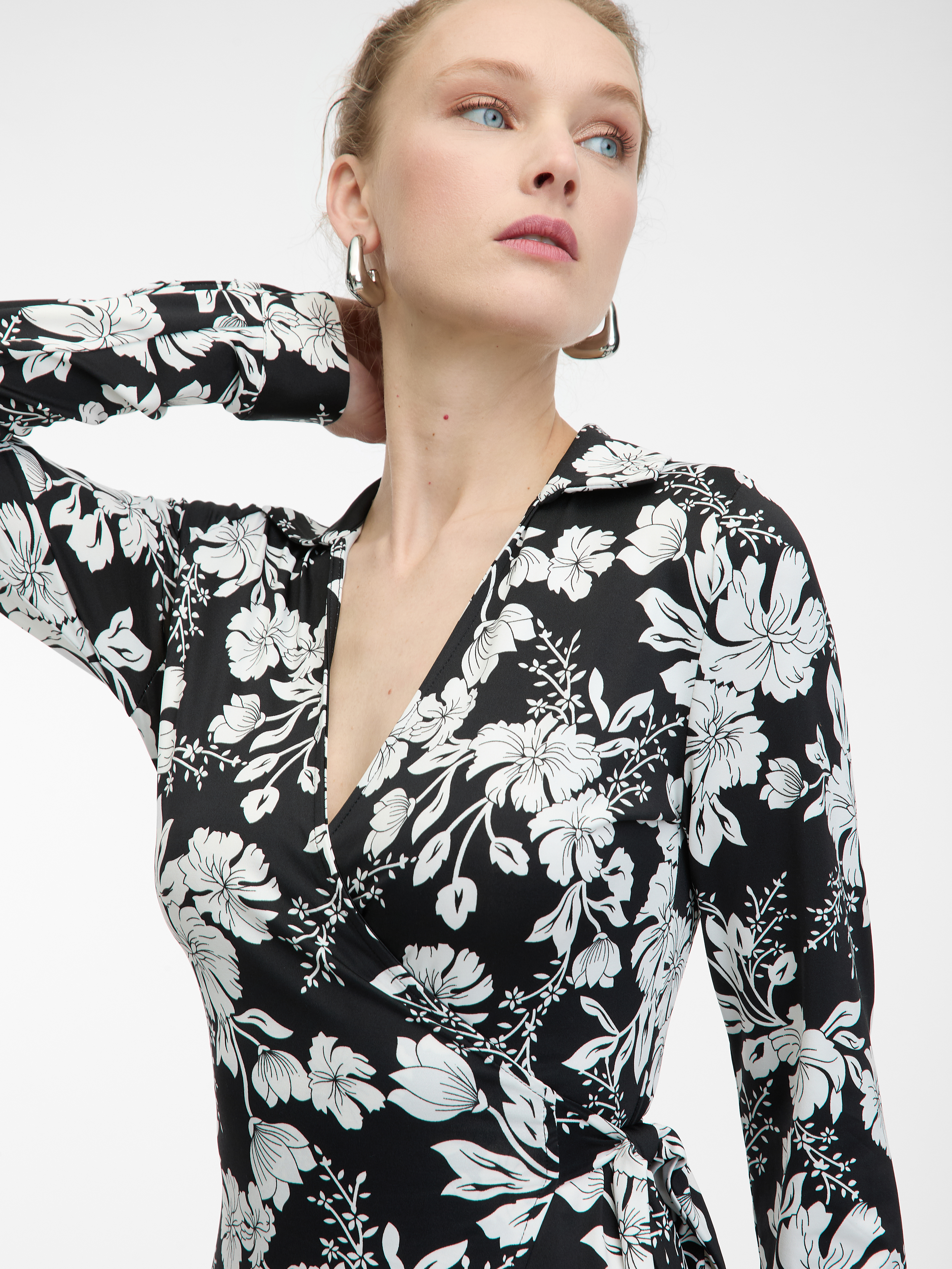 Rochii pentru serviciu pentru femei ORSAY - negru, alb