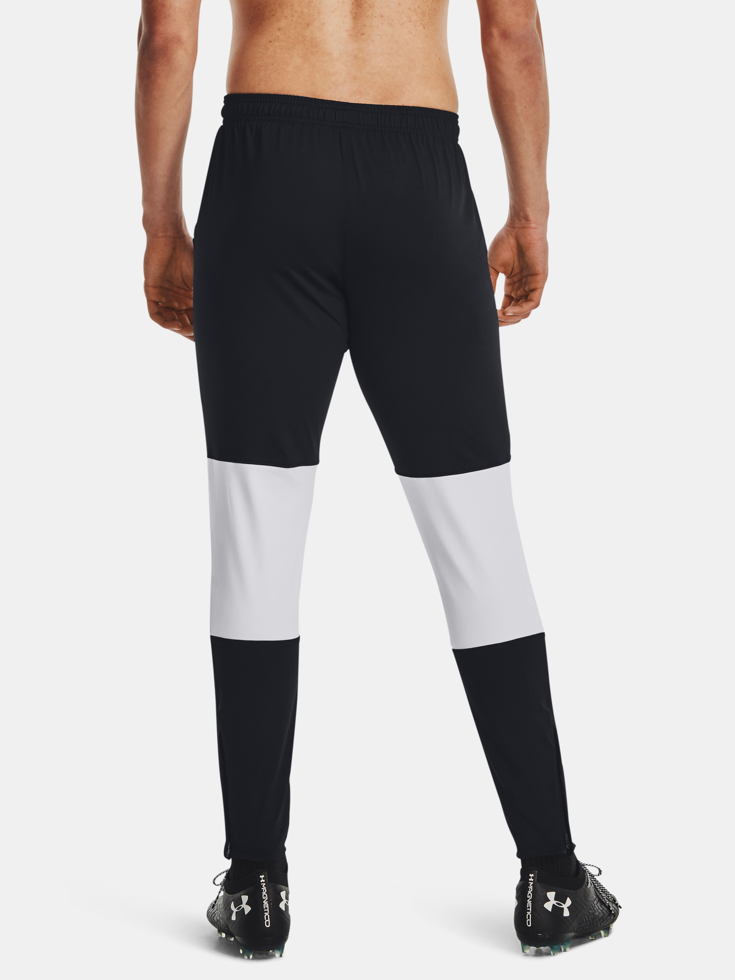 Pantaloni si pantaloni scurti pentru barbati Under Armour - negru, alb