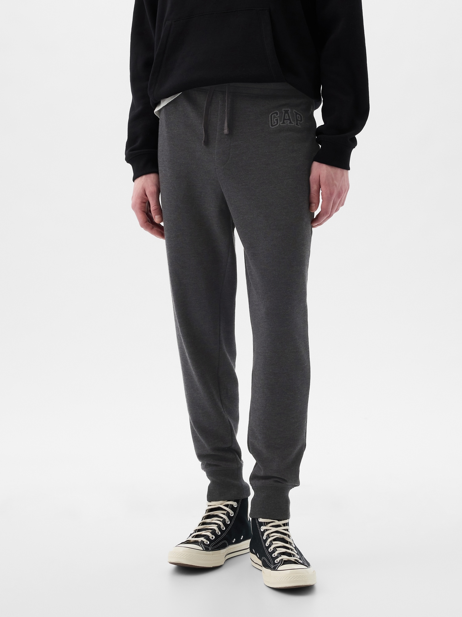 Pantaloni scurti, pantaloni basic pentru barbati GAP - gri inchis