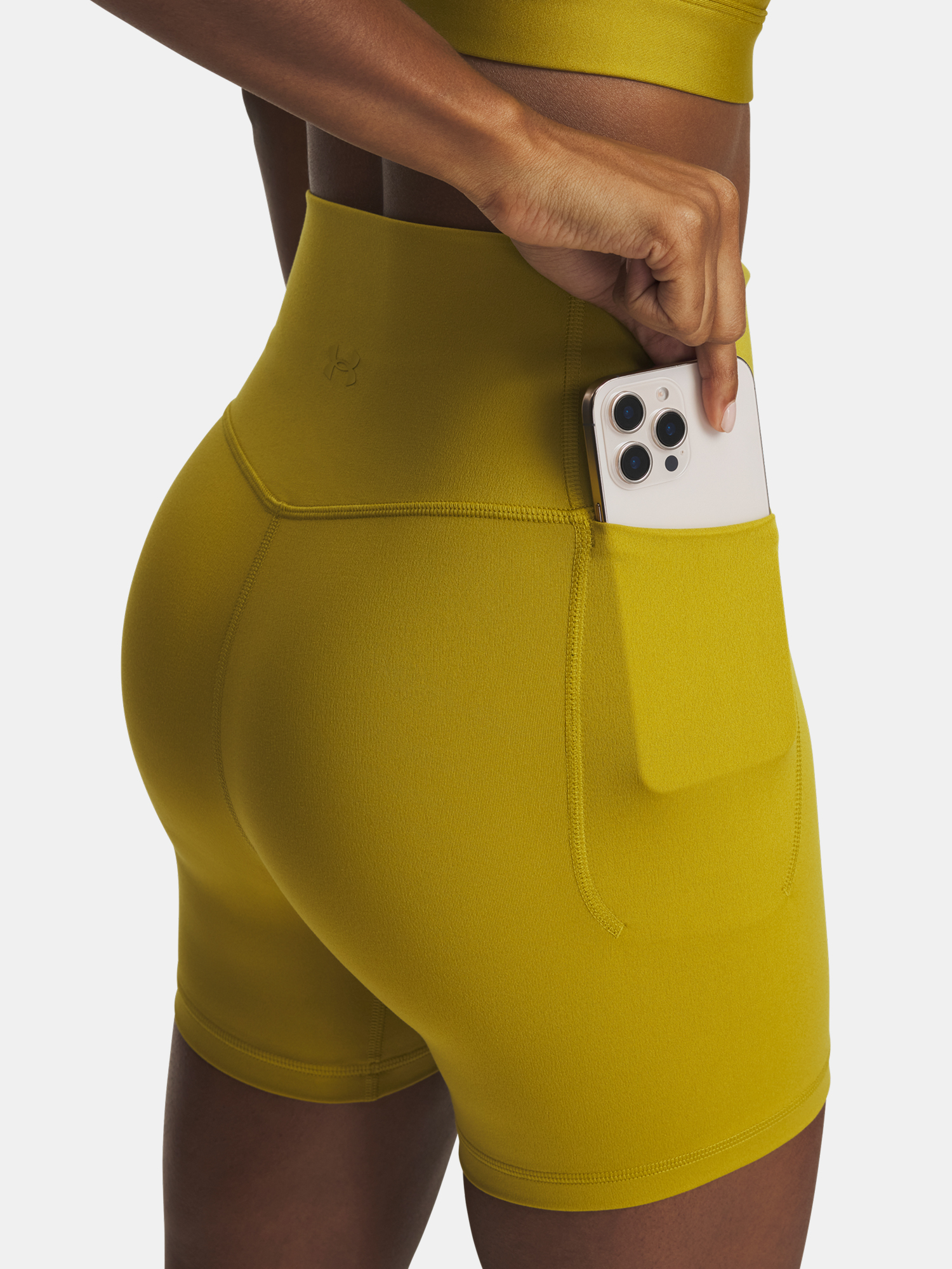 Pantaloni scurți pentru femei Under Armour Meridian Middy-GRN