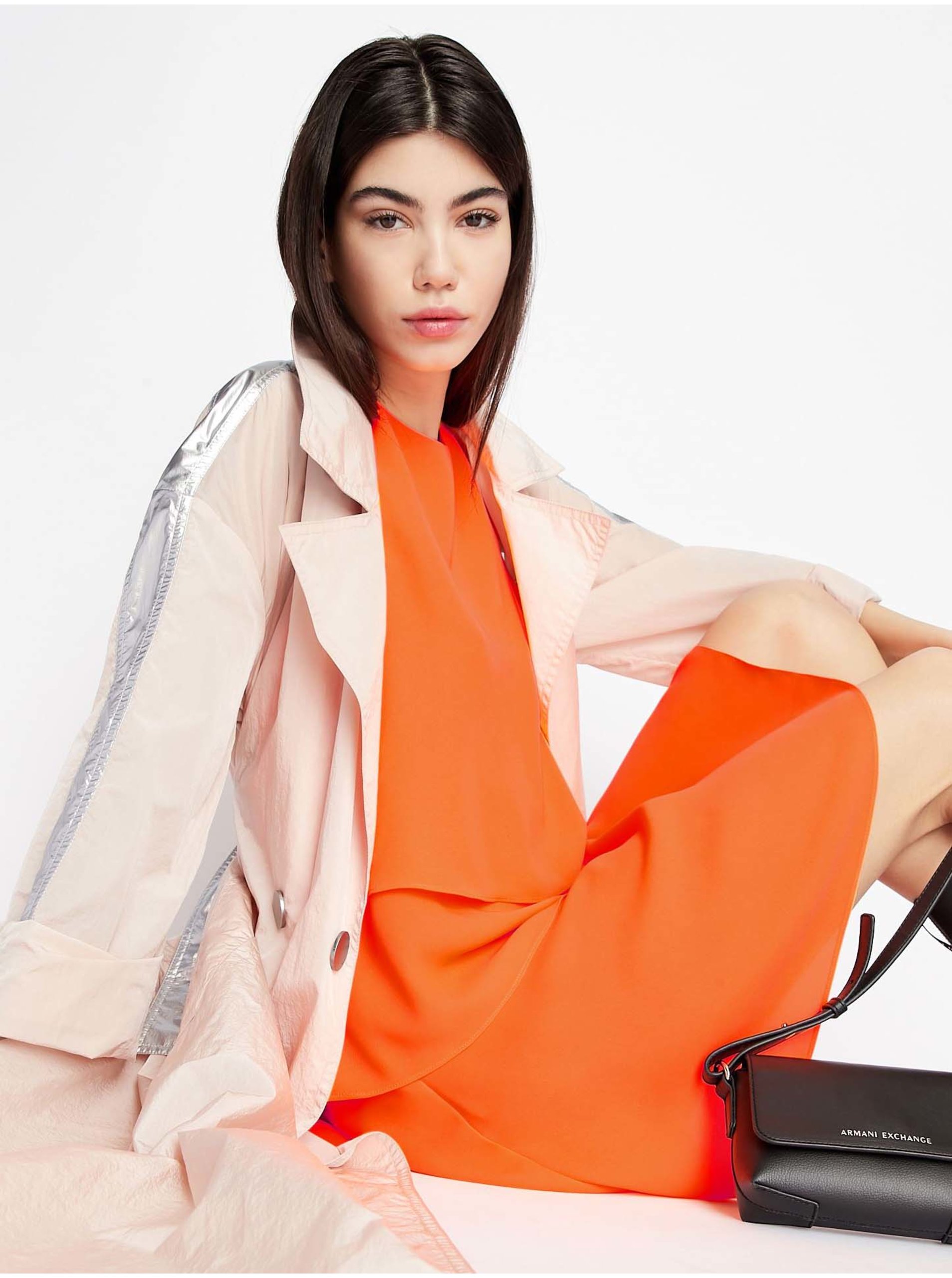 Rochii casual pentru femei Armani Exchange - oranj