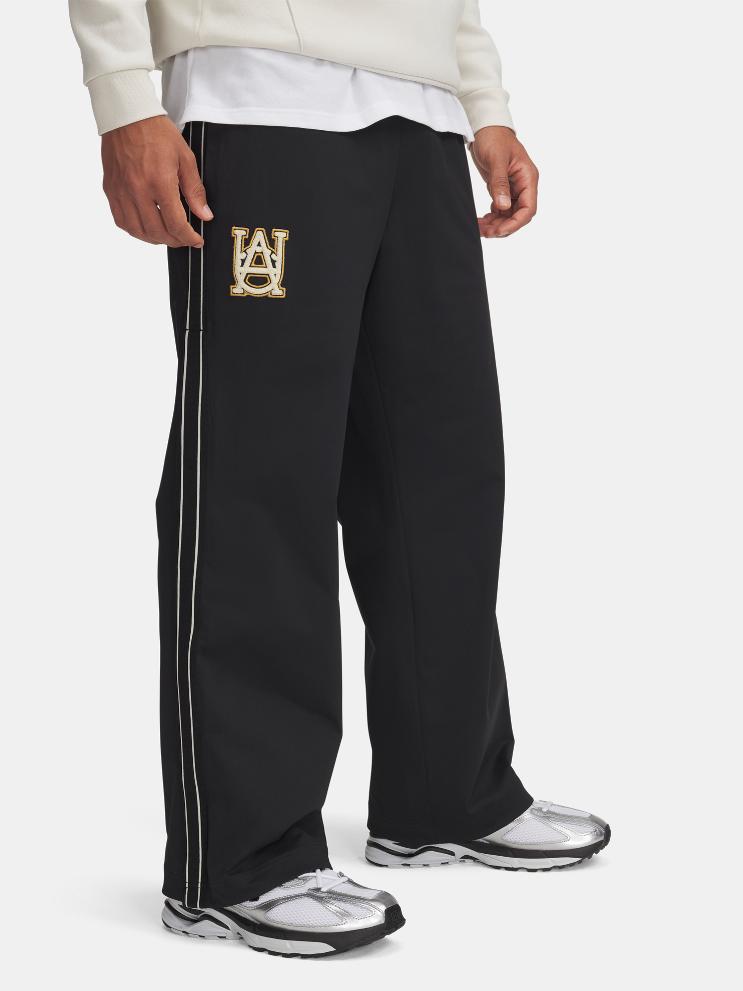 Mens Sports Pants Under Armour Courtside Snap Pant - Men