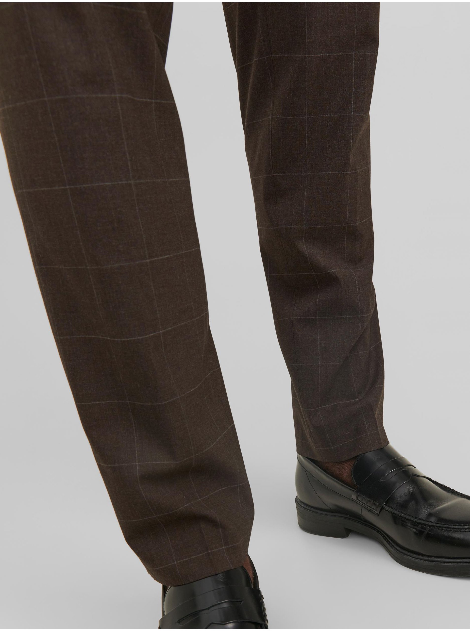 Pantaloni formali pentru barbati Jack & Jones - maro inchis