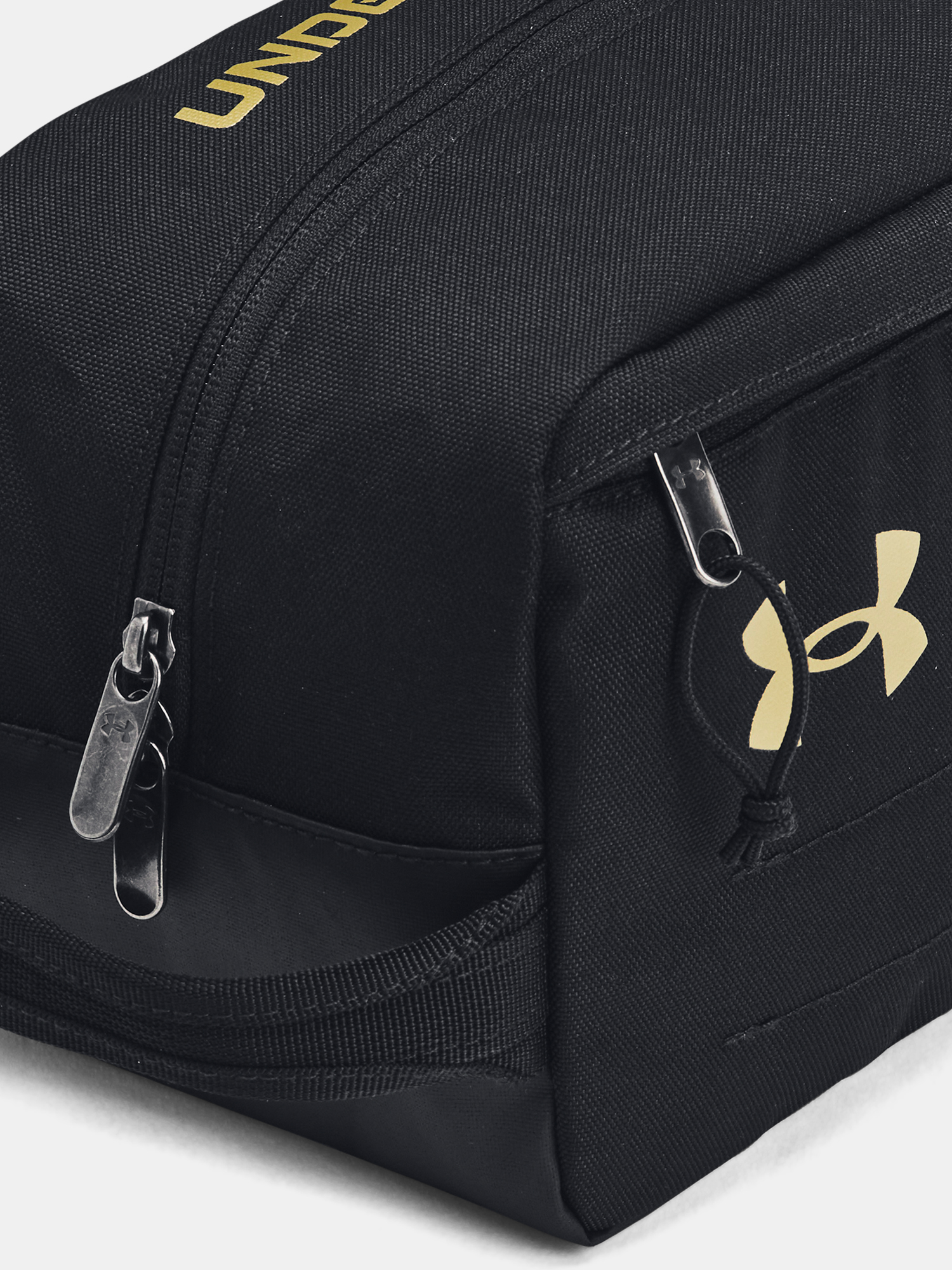 Geanta Under Armour