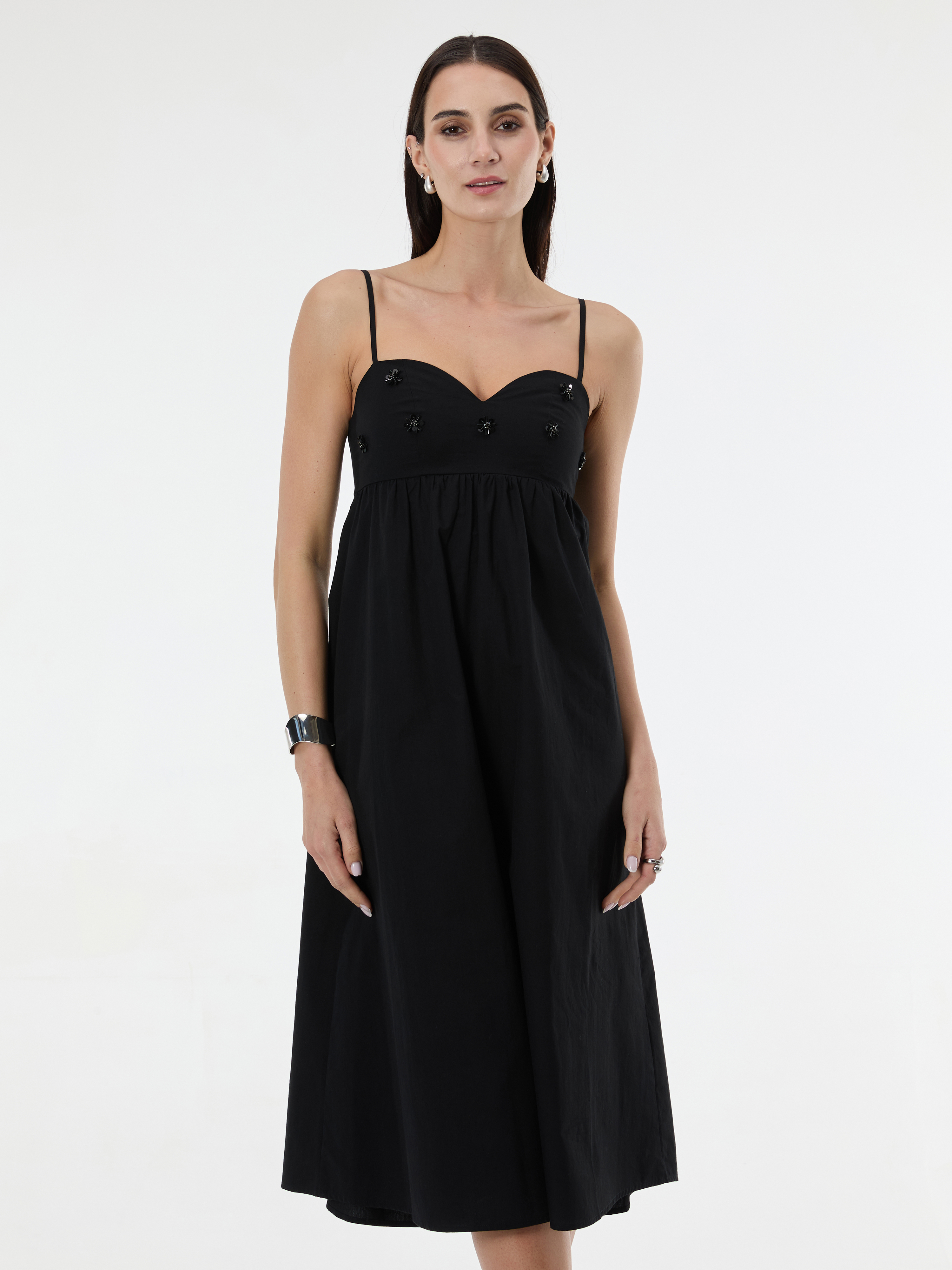 Черна миди рокля с апликация ORSAY