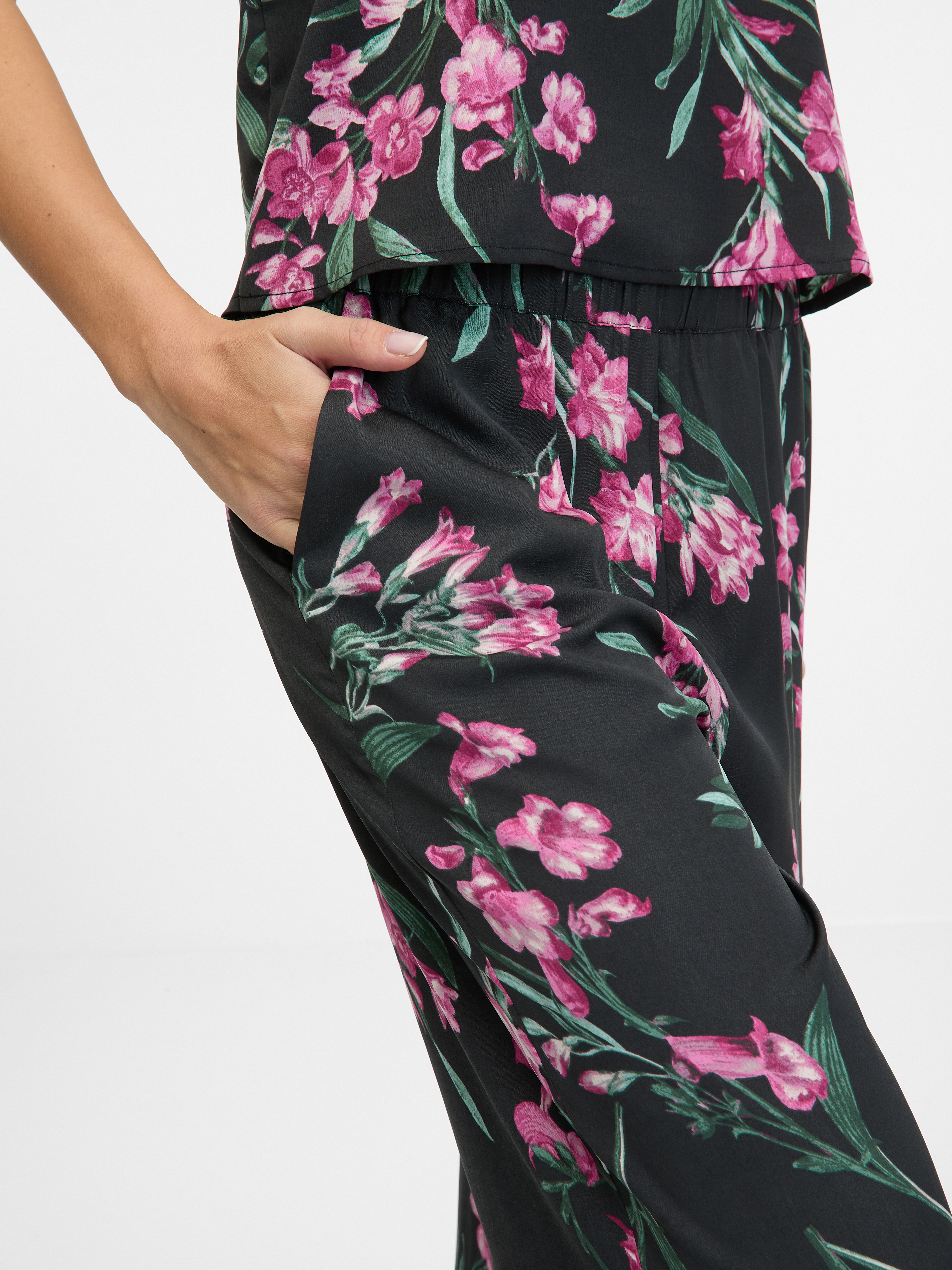 Black women&#039;s satin pajama pants ORSAY - Women&#039;s