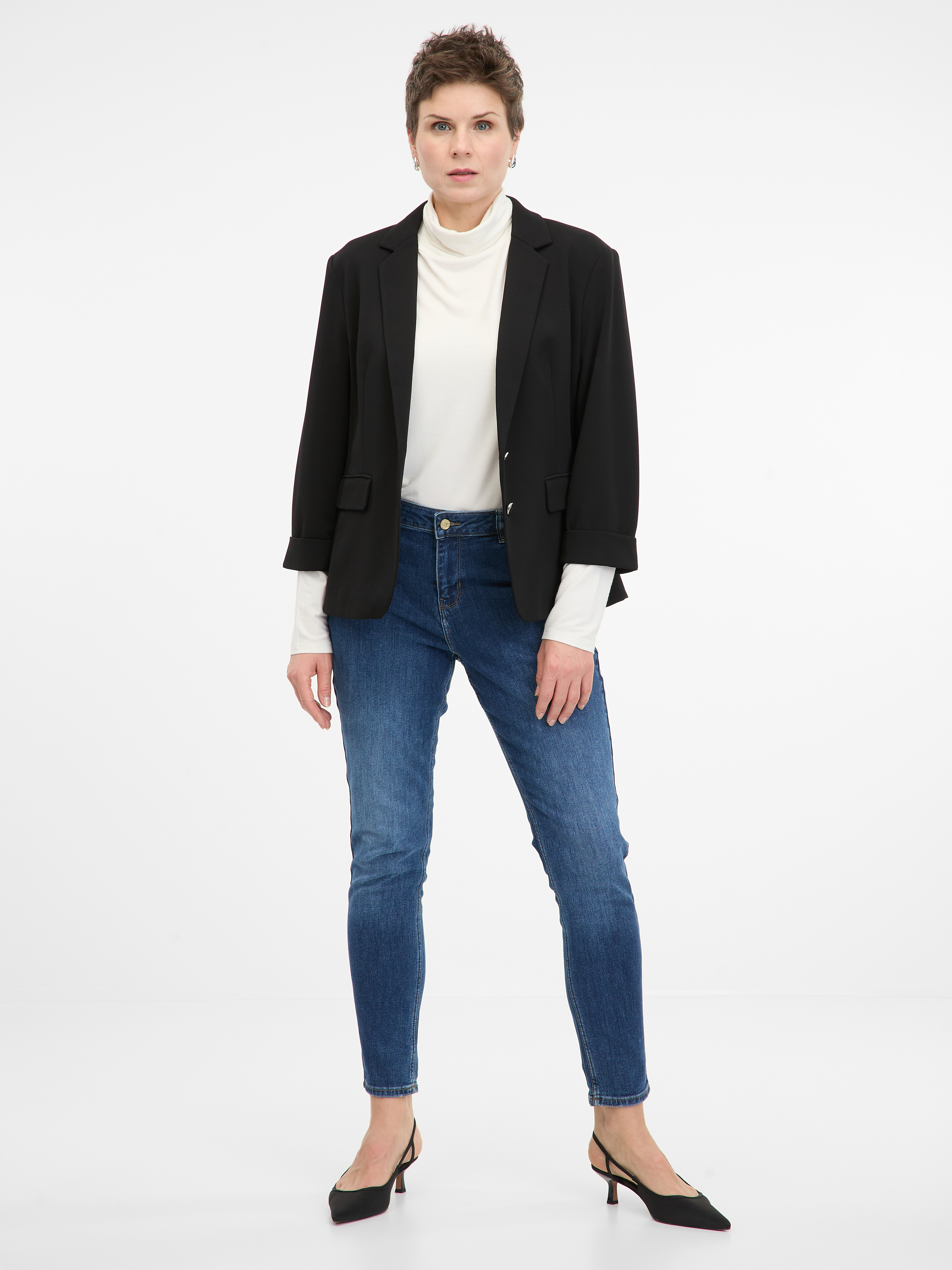 Sacouri si blazere pentru femei ORSAY - negru