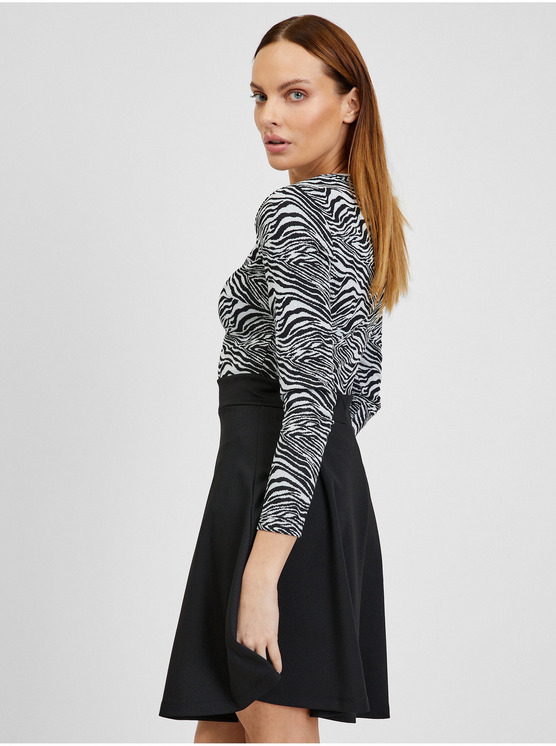 Rochii casual pentru femei ORSAY - negru, alb