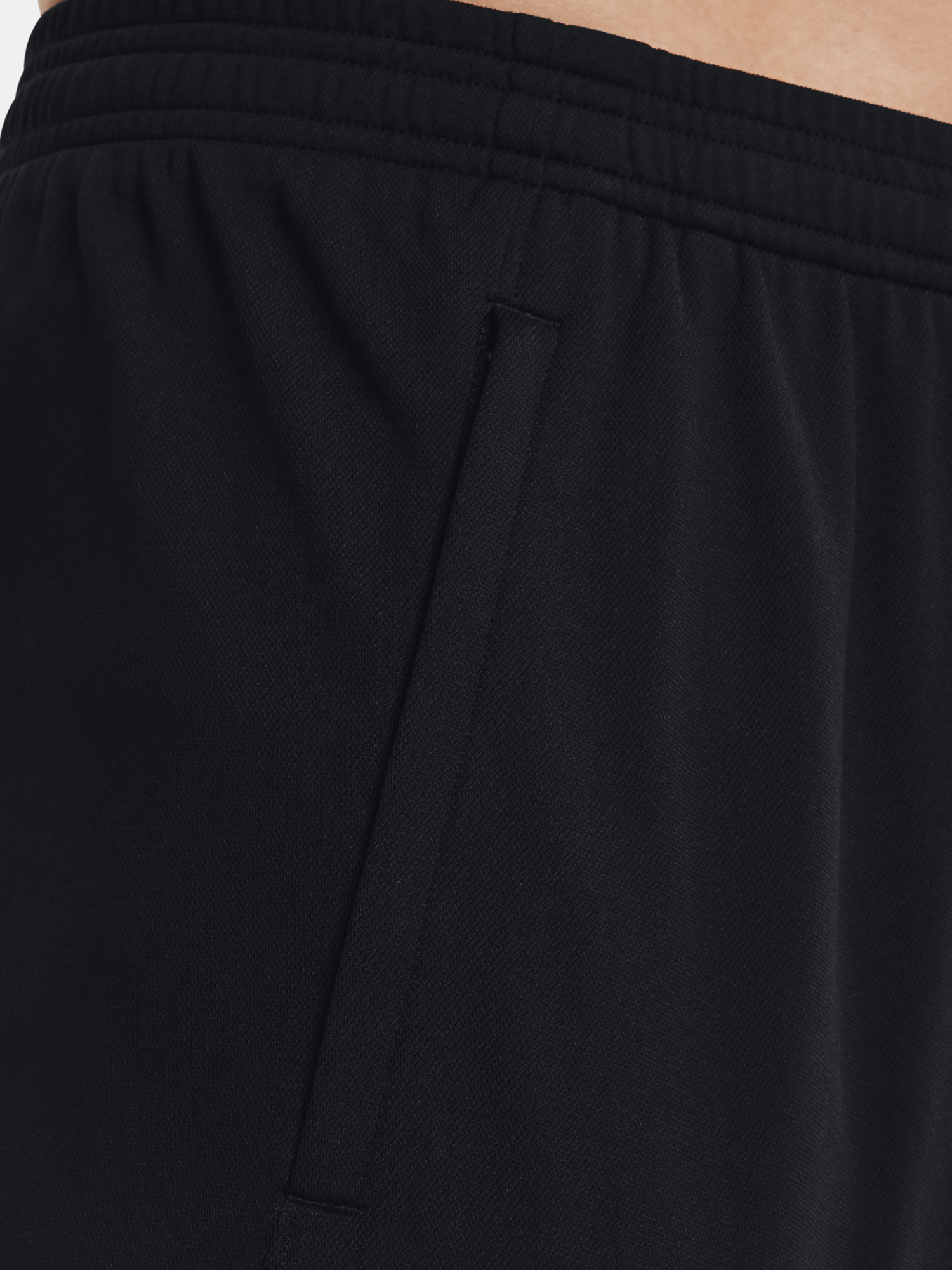 Pantaloni barbati, Under Armour