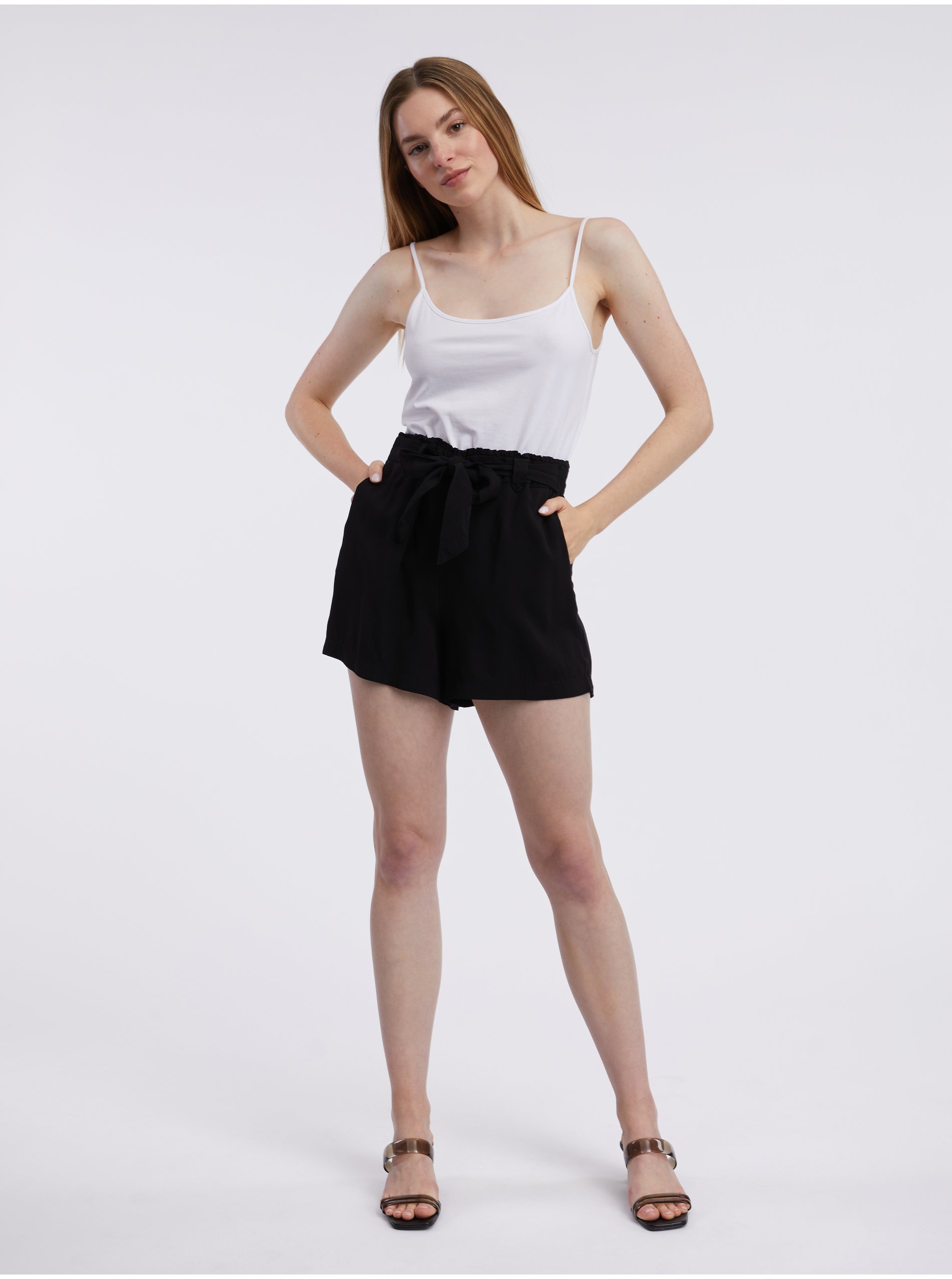 Pantaloni scurti pentru femei ORSAY - negru