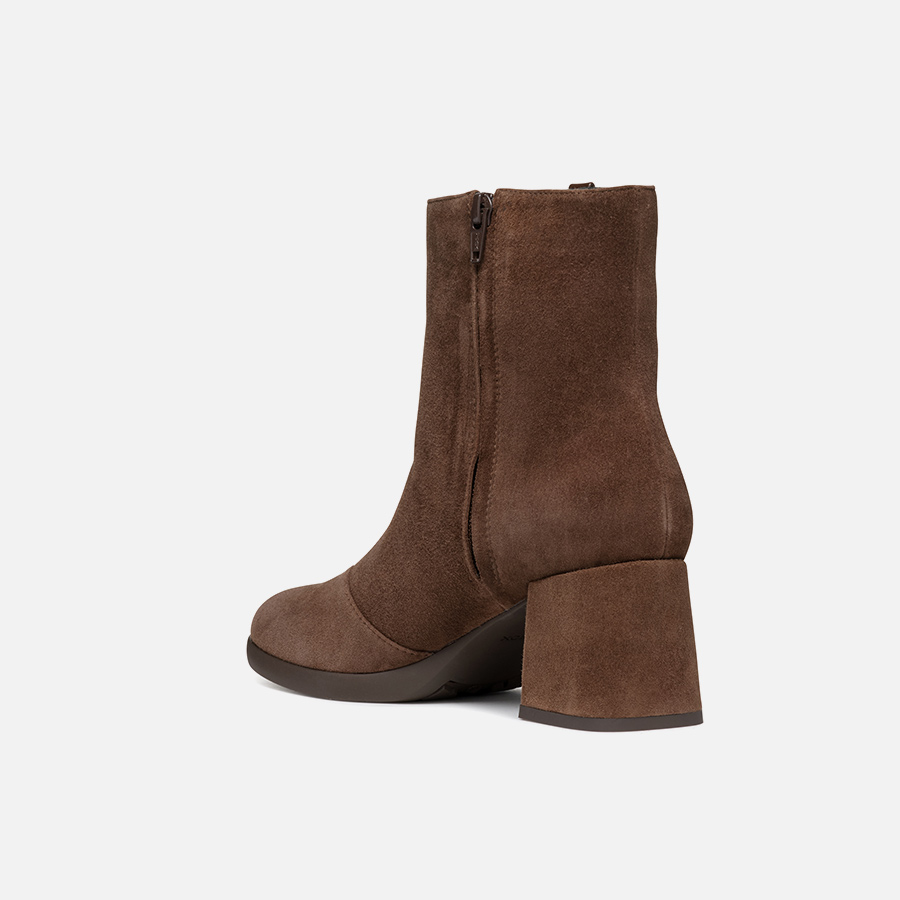 Dark brown women's ankle boots Geox Walk Pleasure 55 - Women's