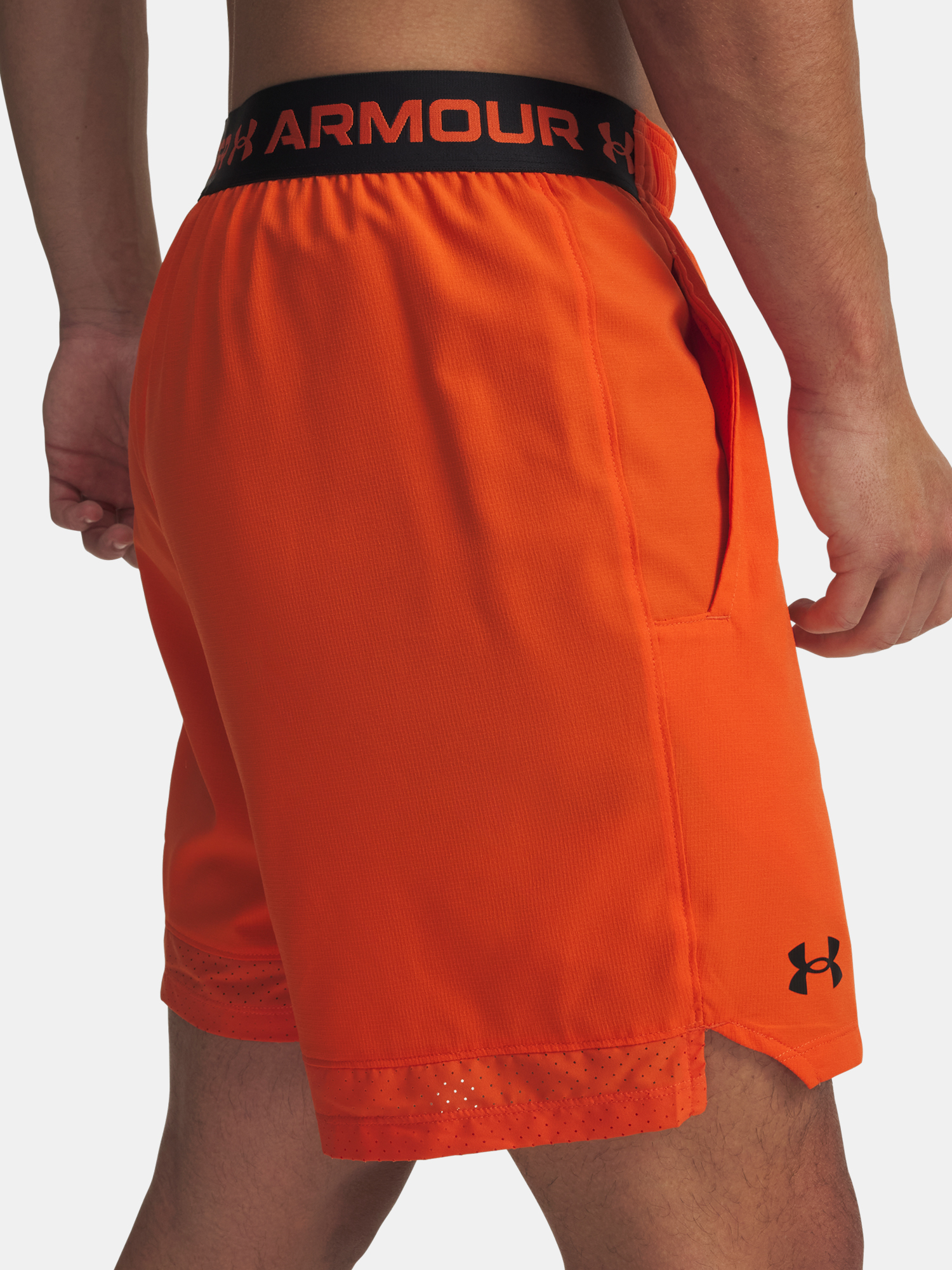 Men&#039;s Shorts Under Armour UA Vanish Woven 6in Shorts-ORG - Mens