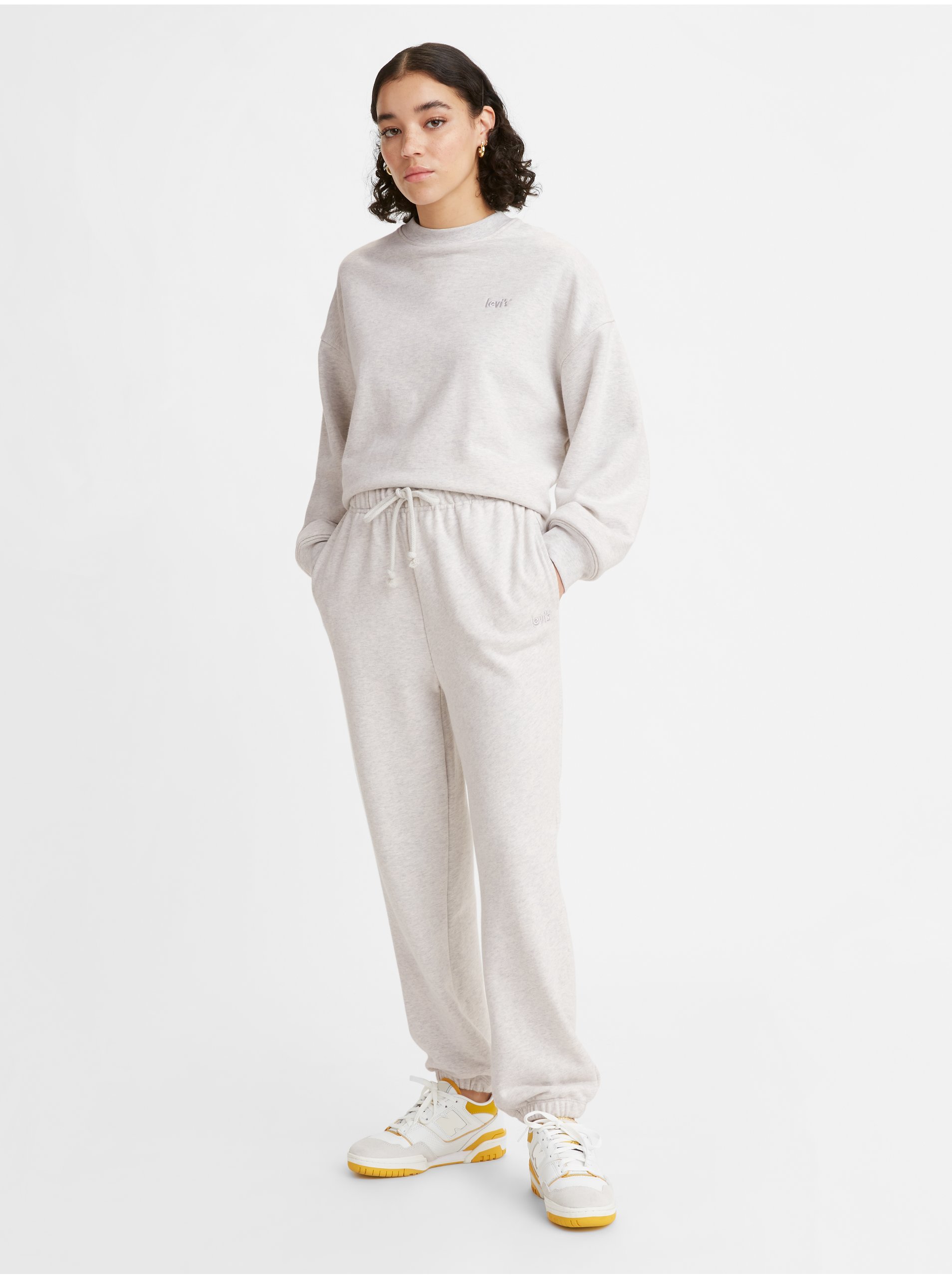 Pantaloni scurti, colanti, pantaloni basic pentru femei Levi&#039;s® - gri deschis